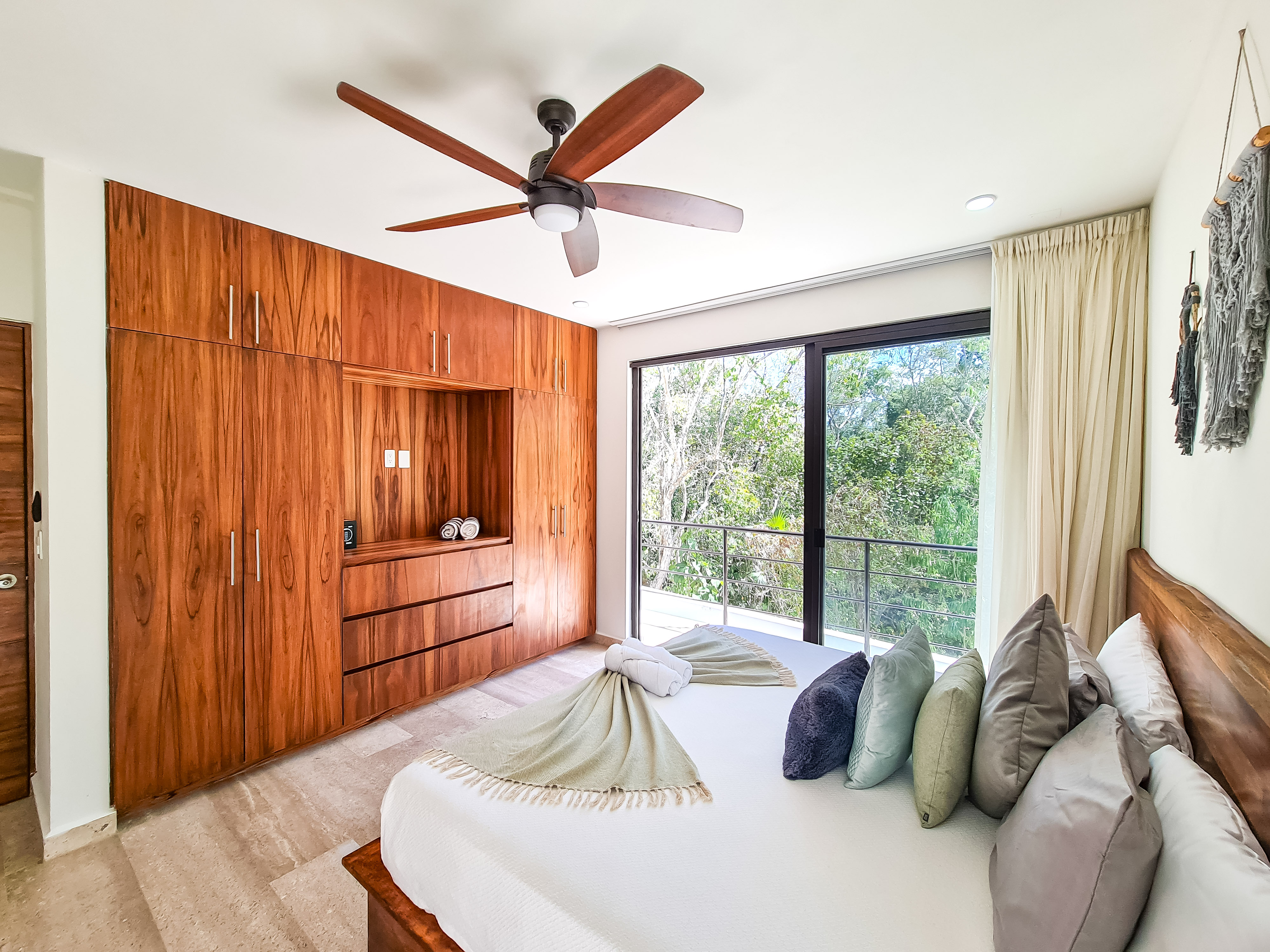 Quadruple Deluxe Two Bedroom