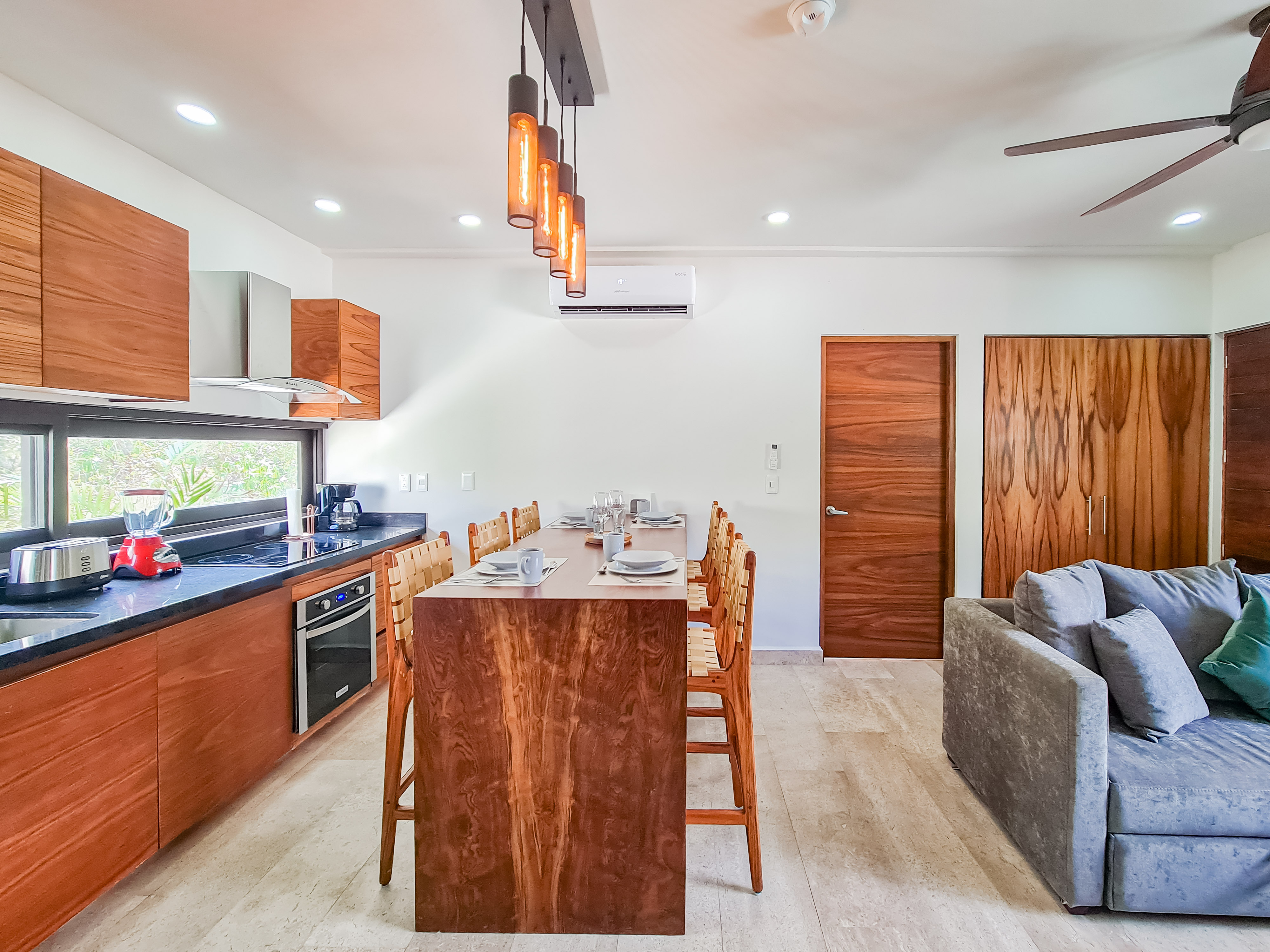 Quadruple Deluxe Two Bedroom