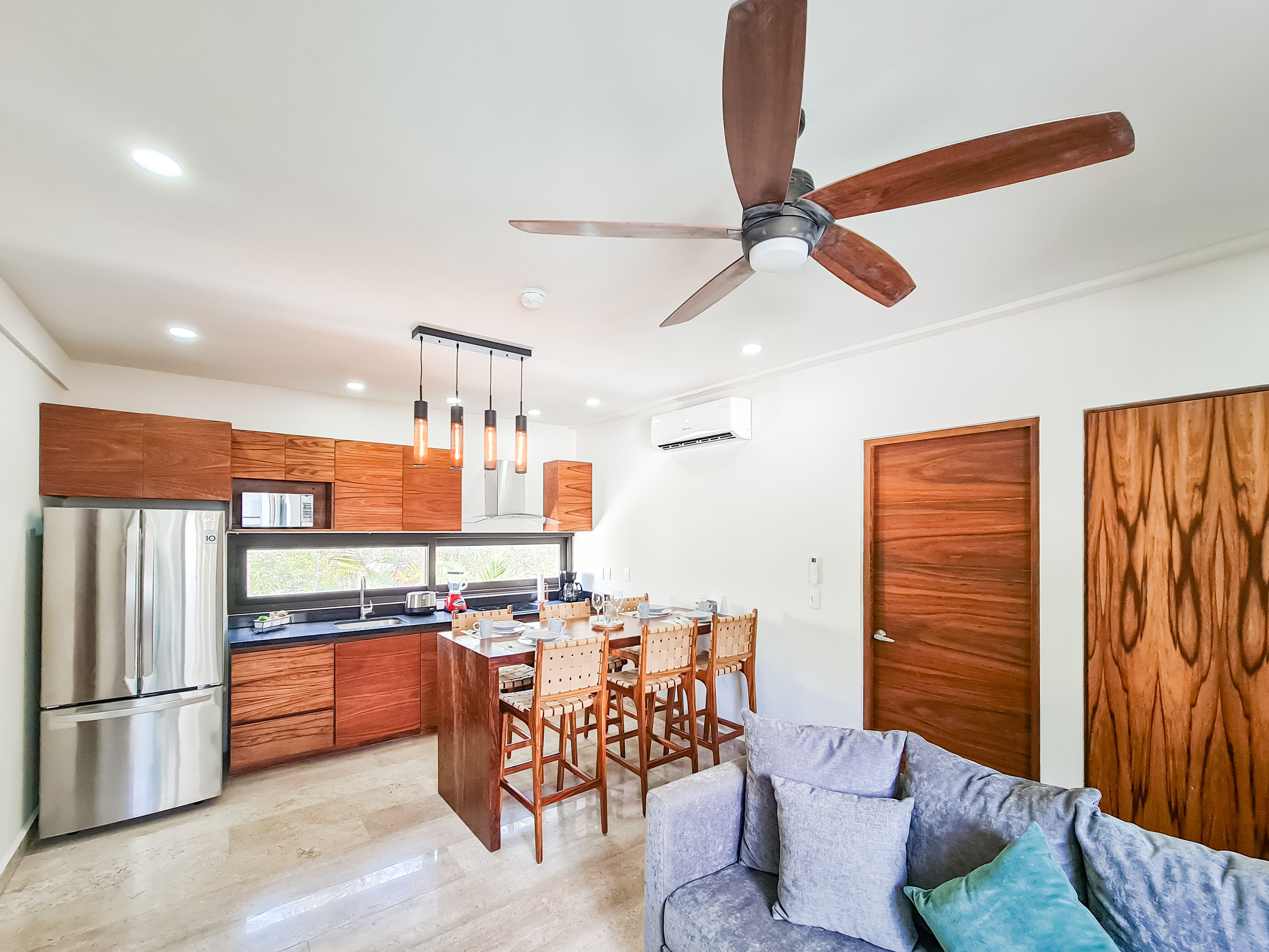 Quadruple Deluxe Two Bedroom