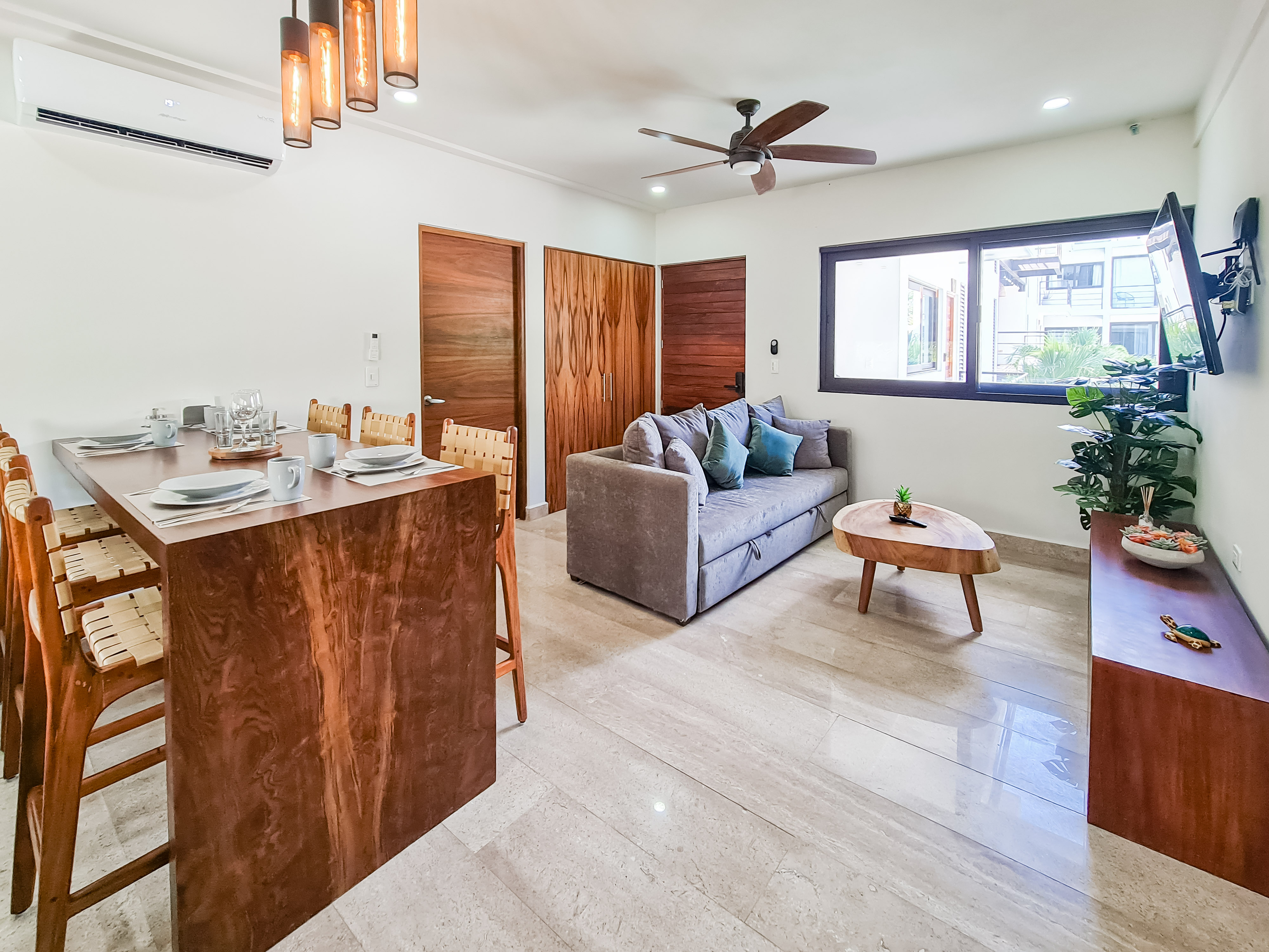 Quadruple Deluxe Two Bedroom