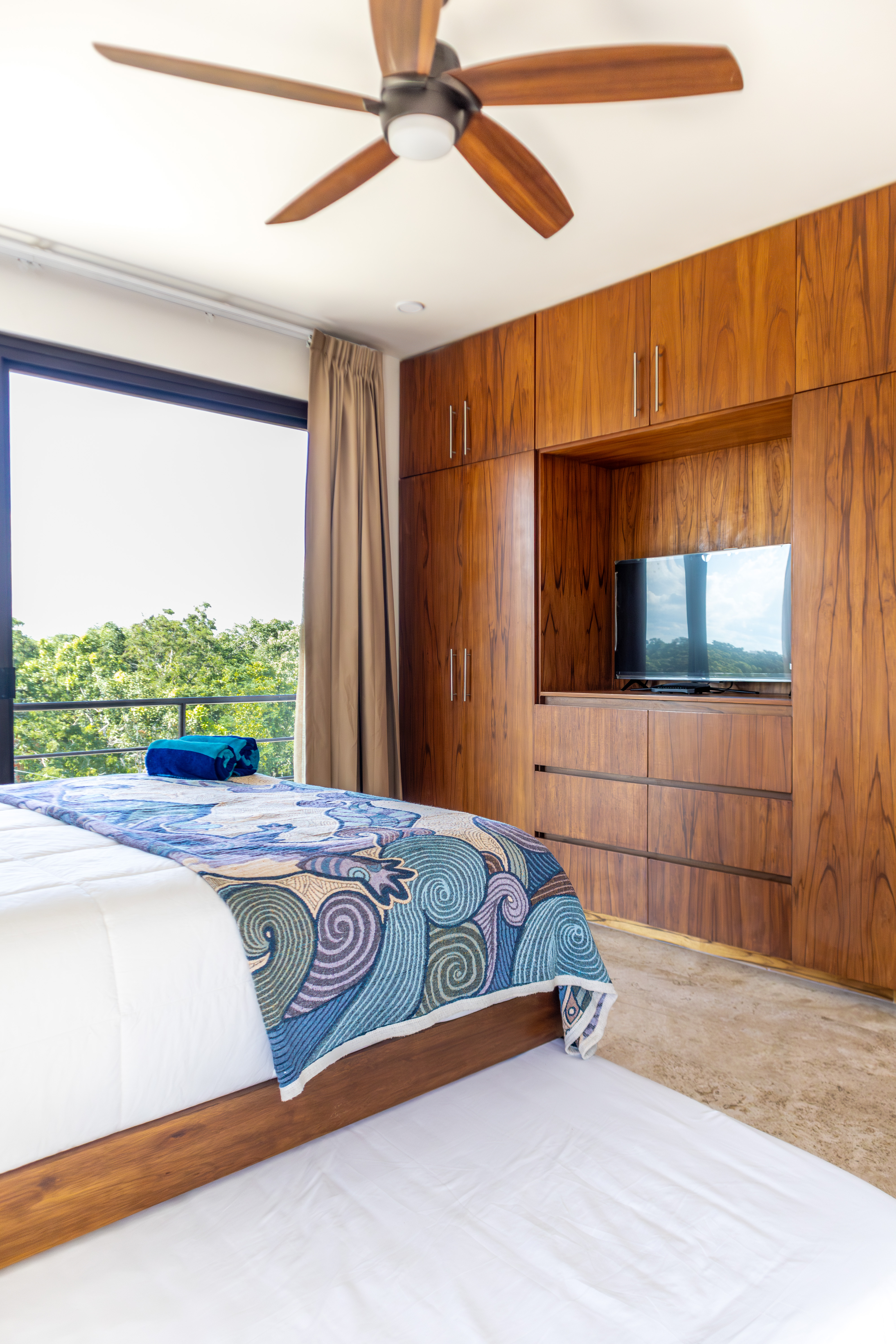 Quadruple Two Bedrooms