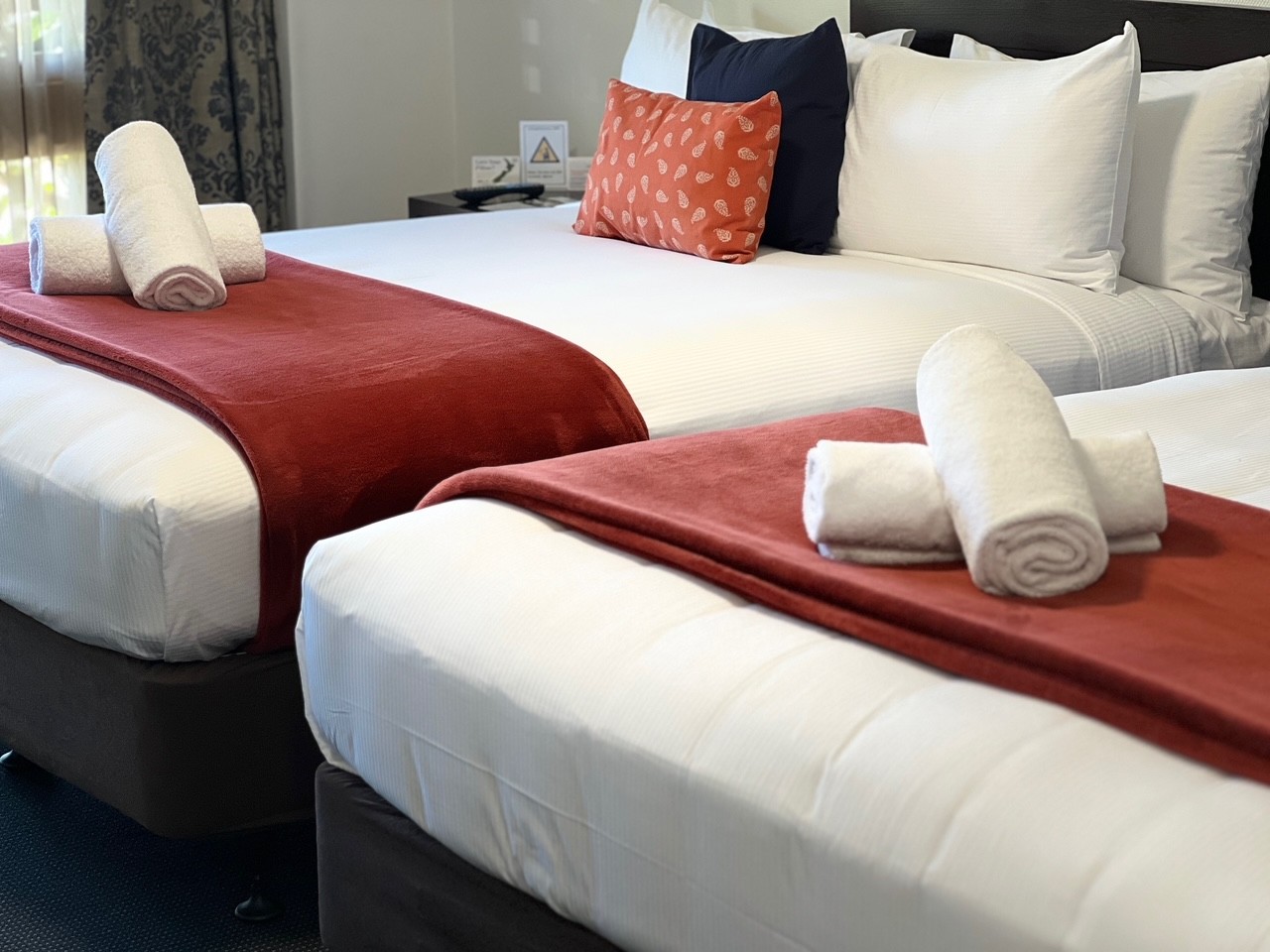 Double or Twin Deluxe Queen Bed