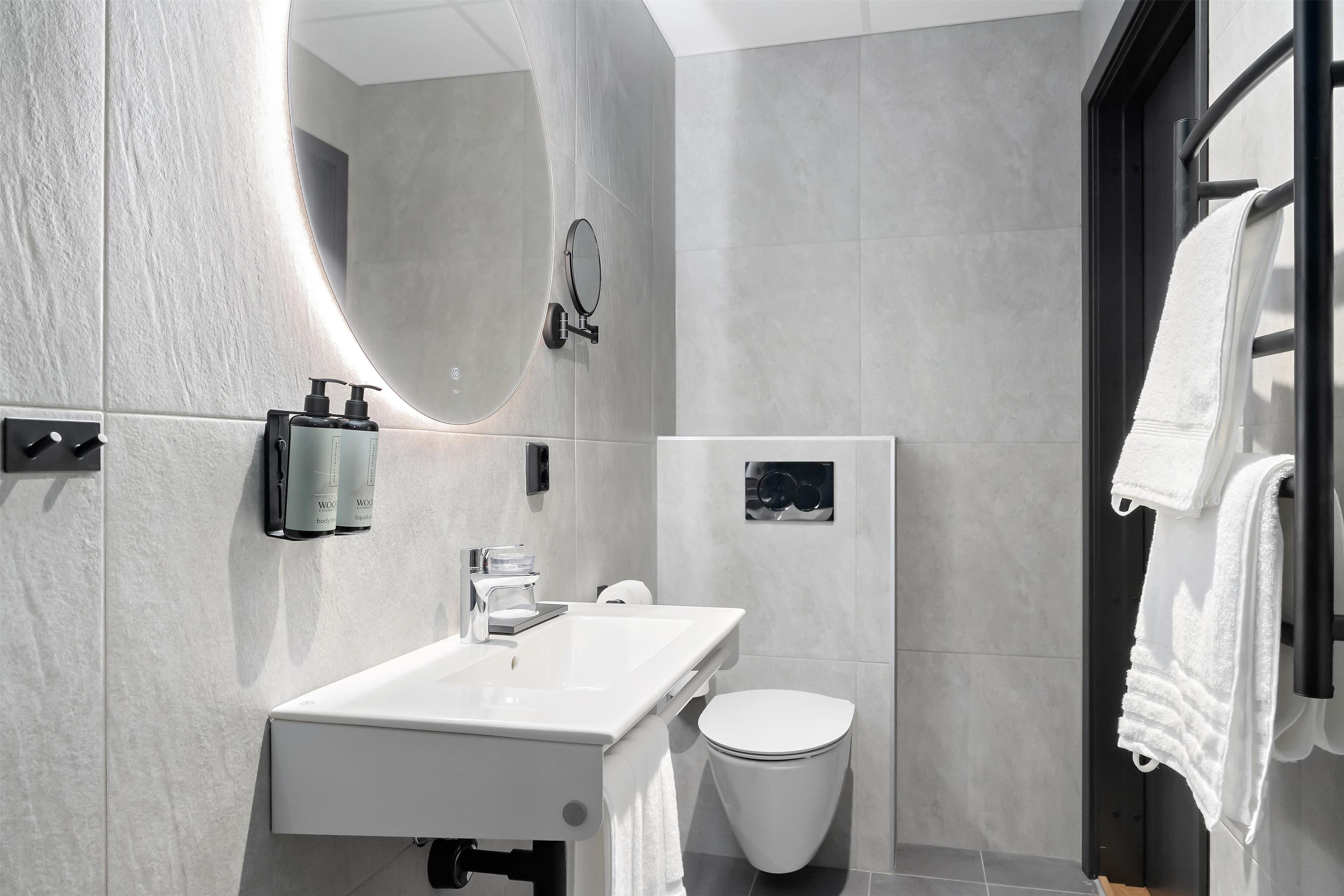 Single Room Without Window