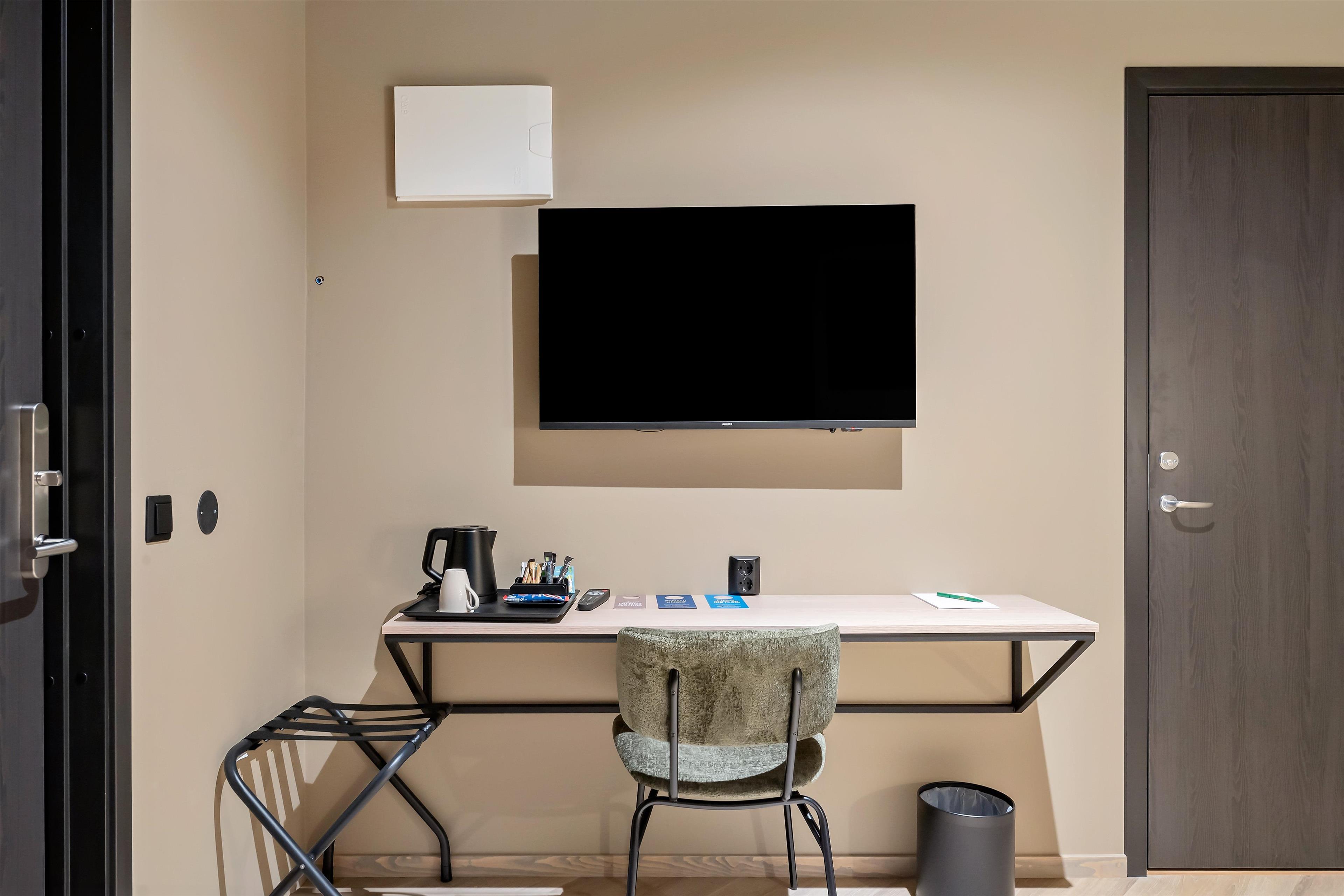 Single Room Without Window