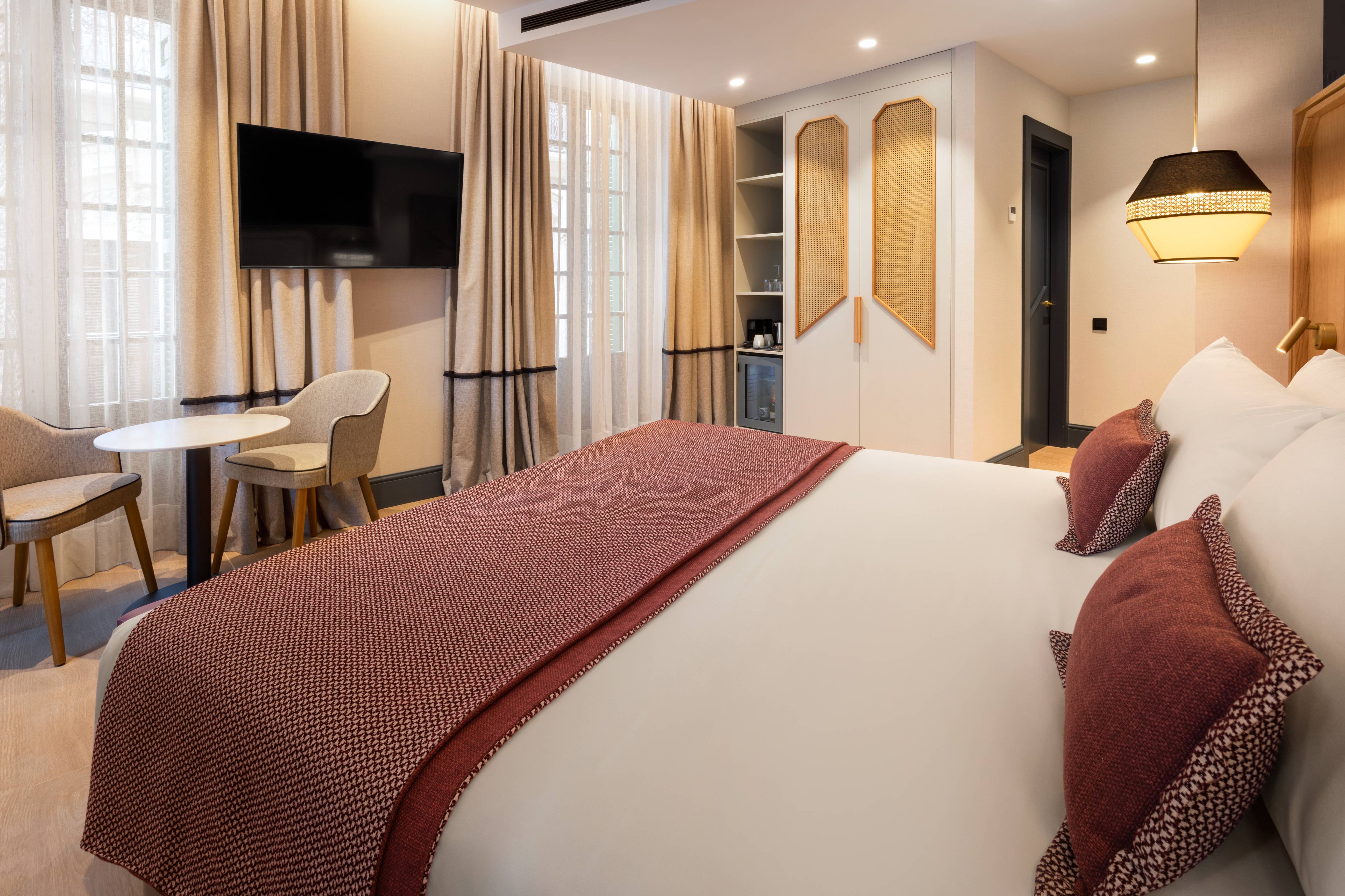 Double Single Superior