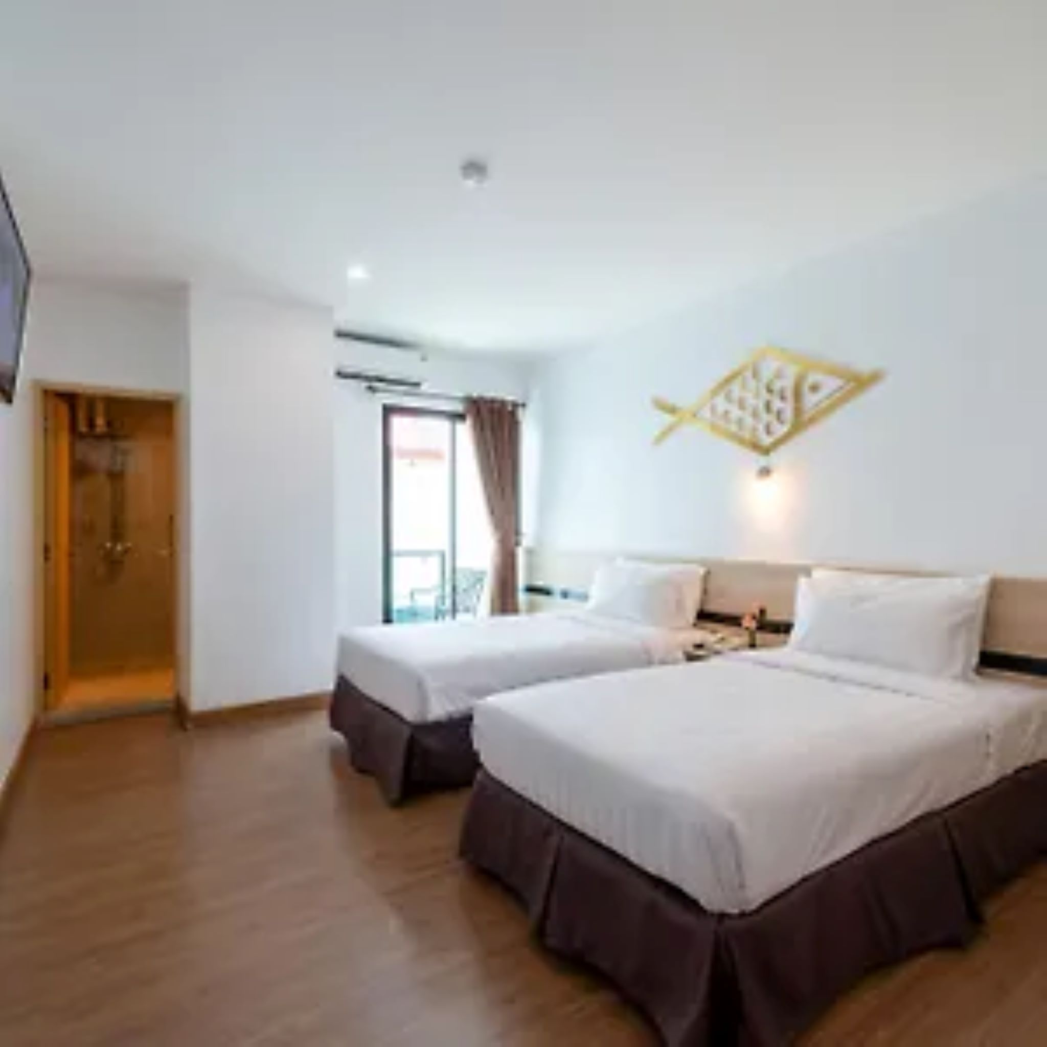 Triple Deluxe Pool View