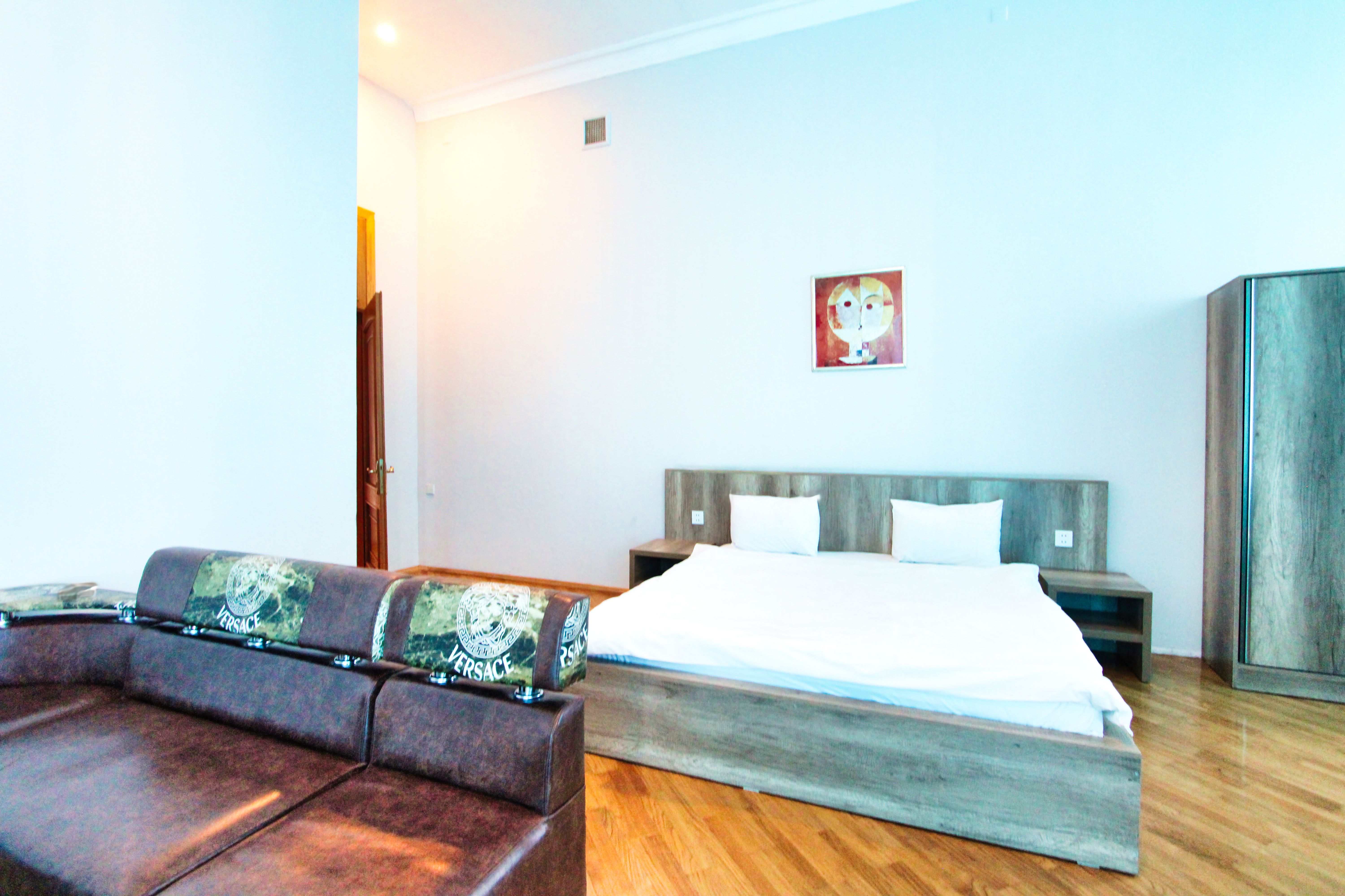 Apartment Three Bedrooms with Air Conditioning