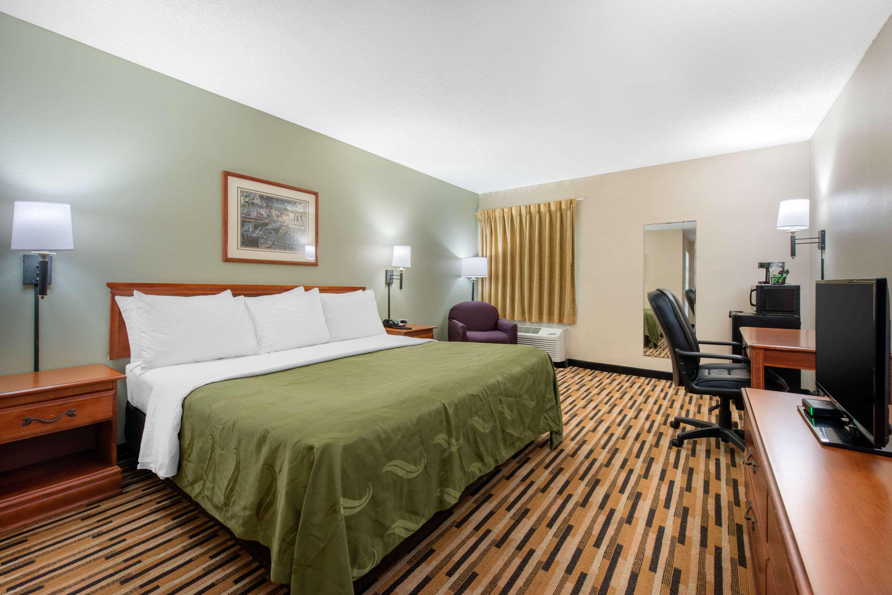 Double King Bed Non Smoking