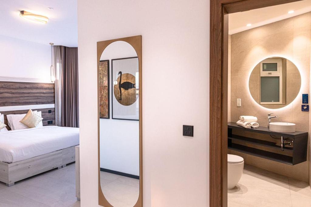 Double or Twin Superior