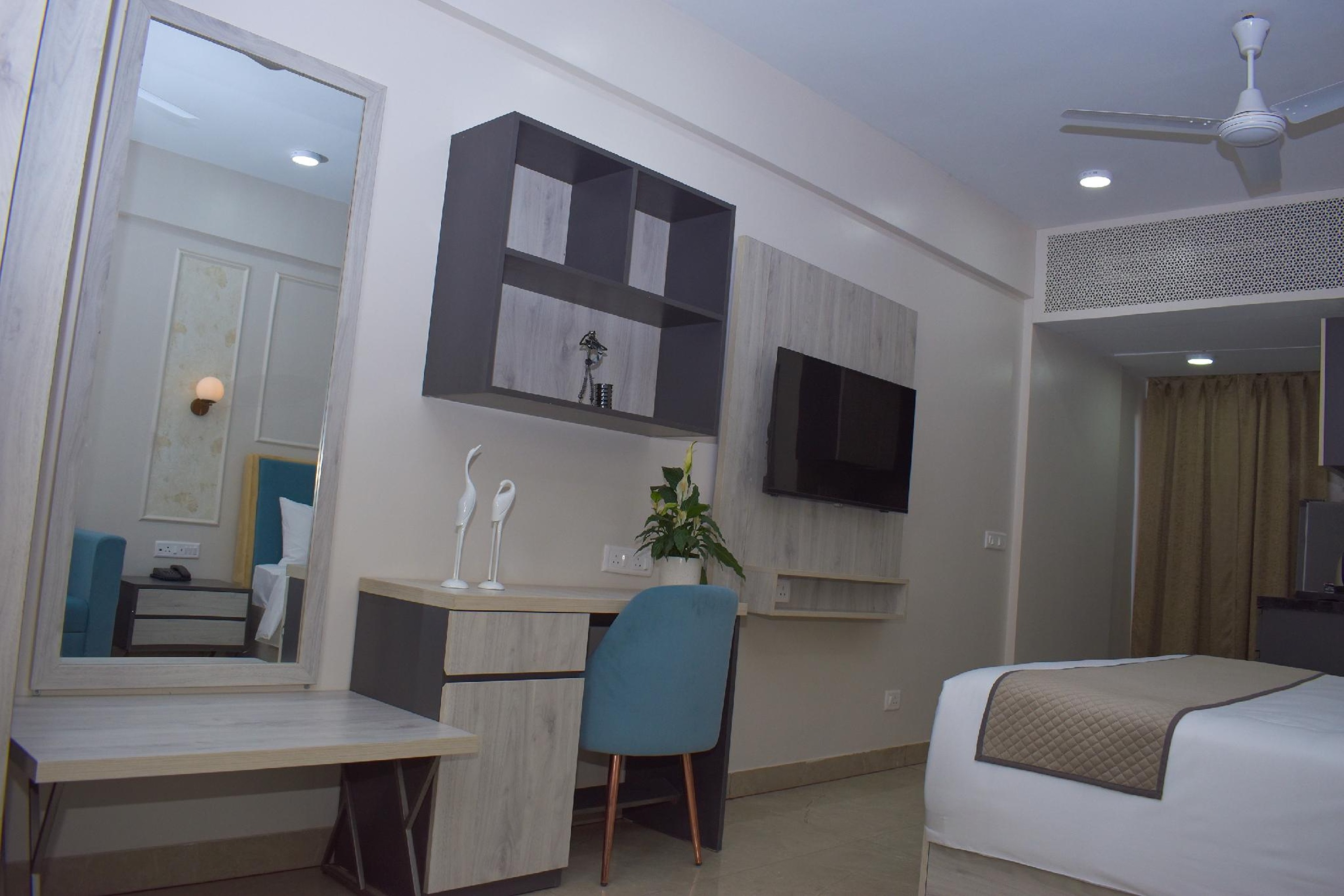 Double King Size Bed