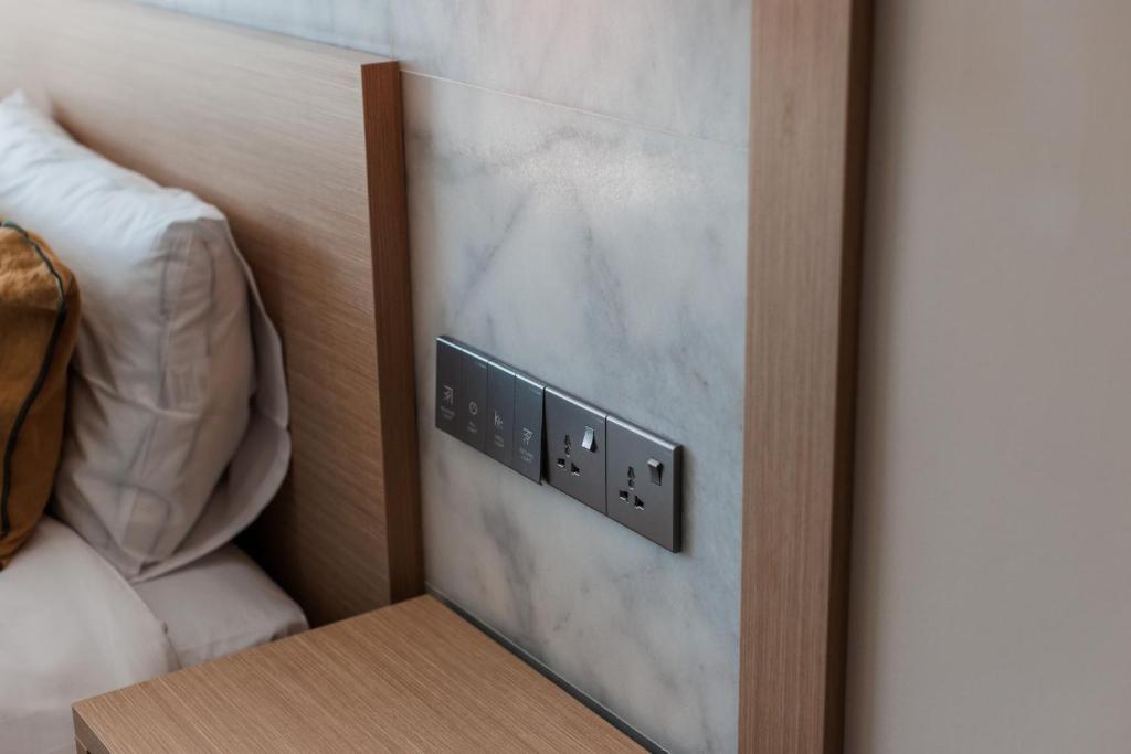 Double or Twin Standard