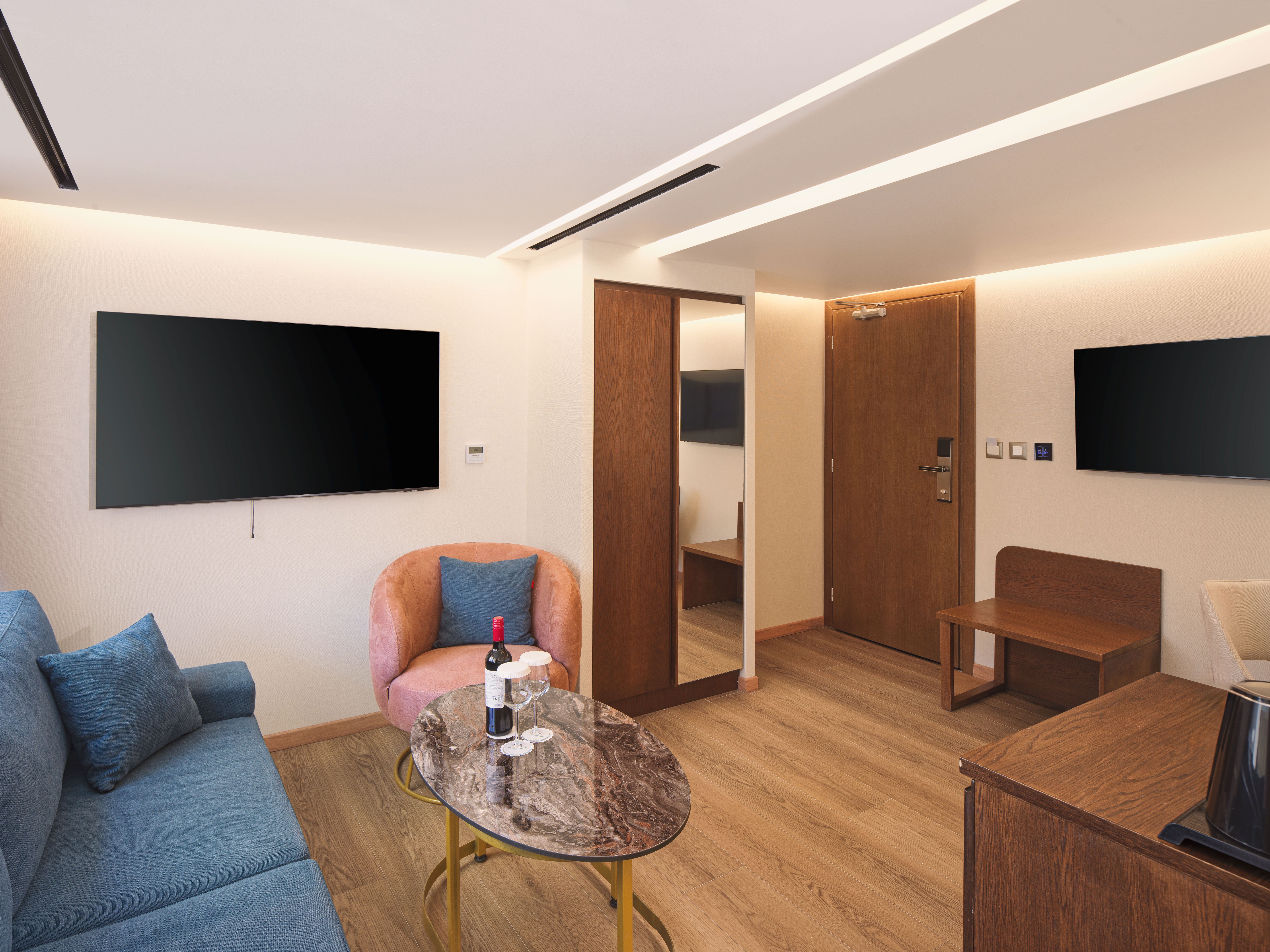 Junior Suite Standard