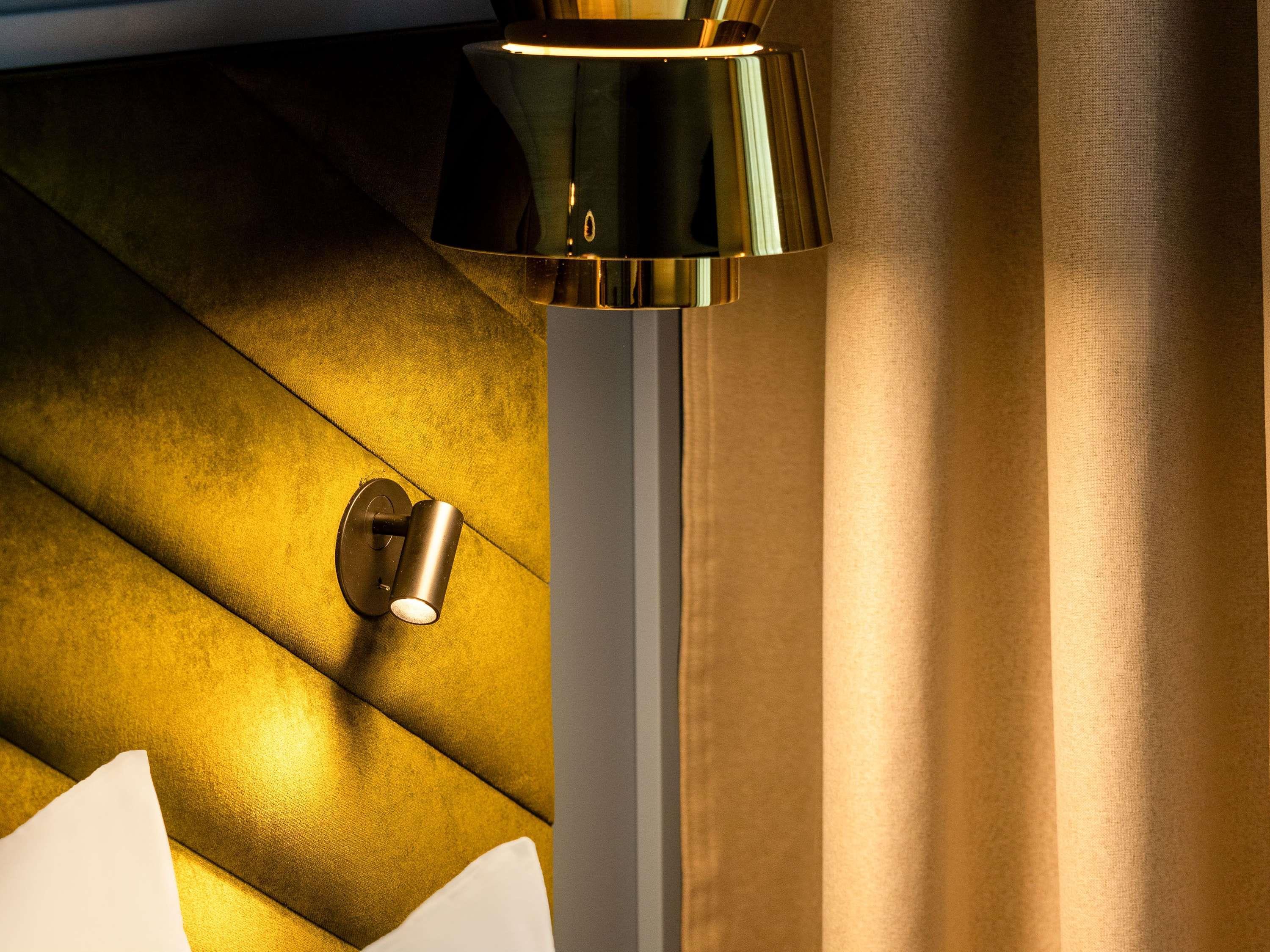 Double Queen Size Bed