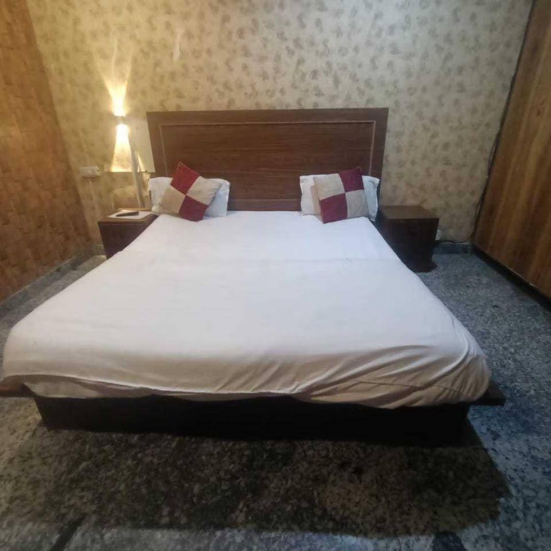 Double or Twin Deluxe