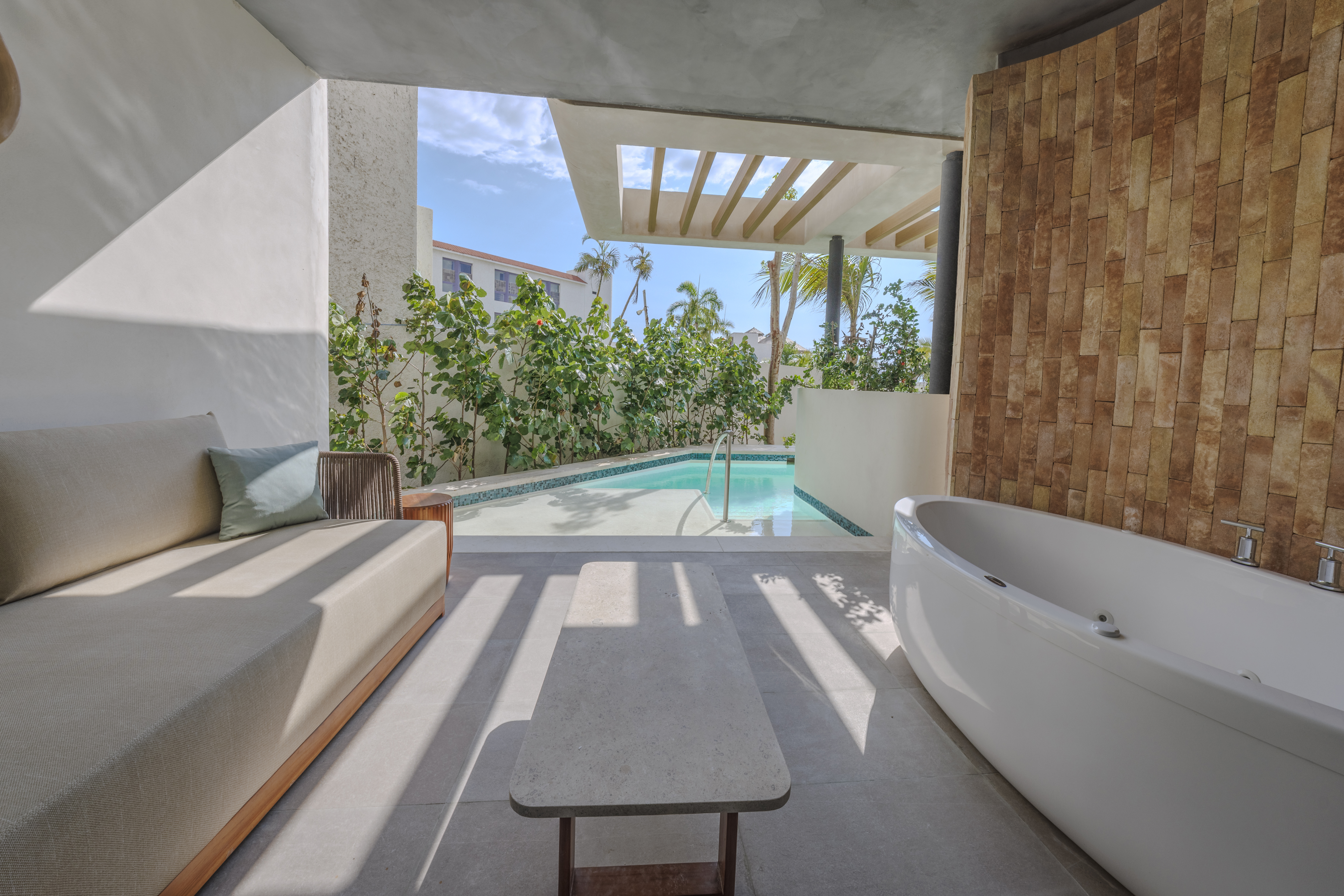 Suite Pool View One Bedroom