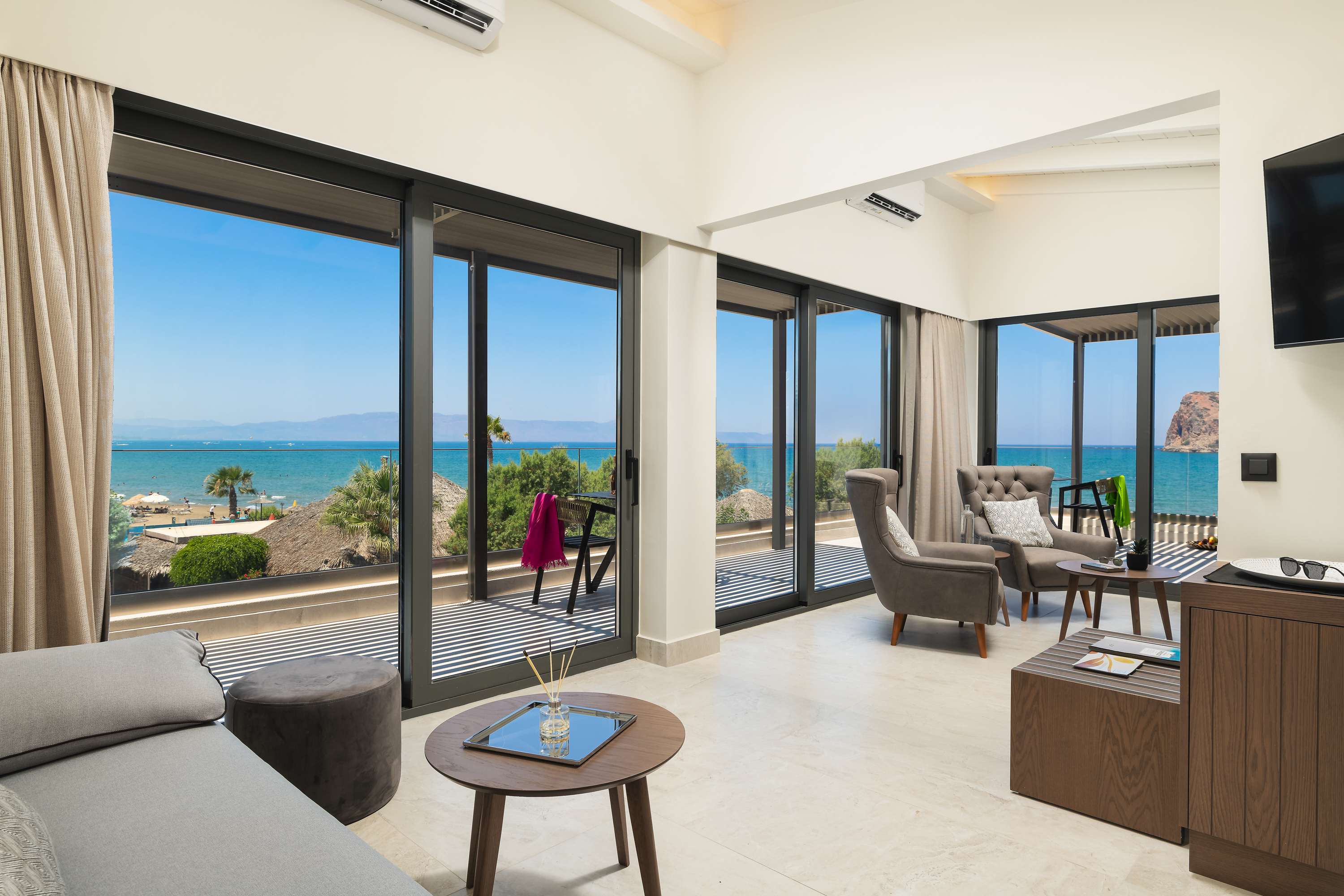 Suite with Private Pool