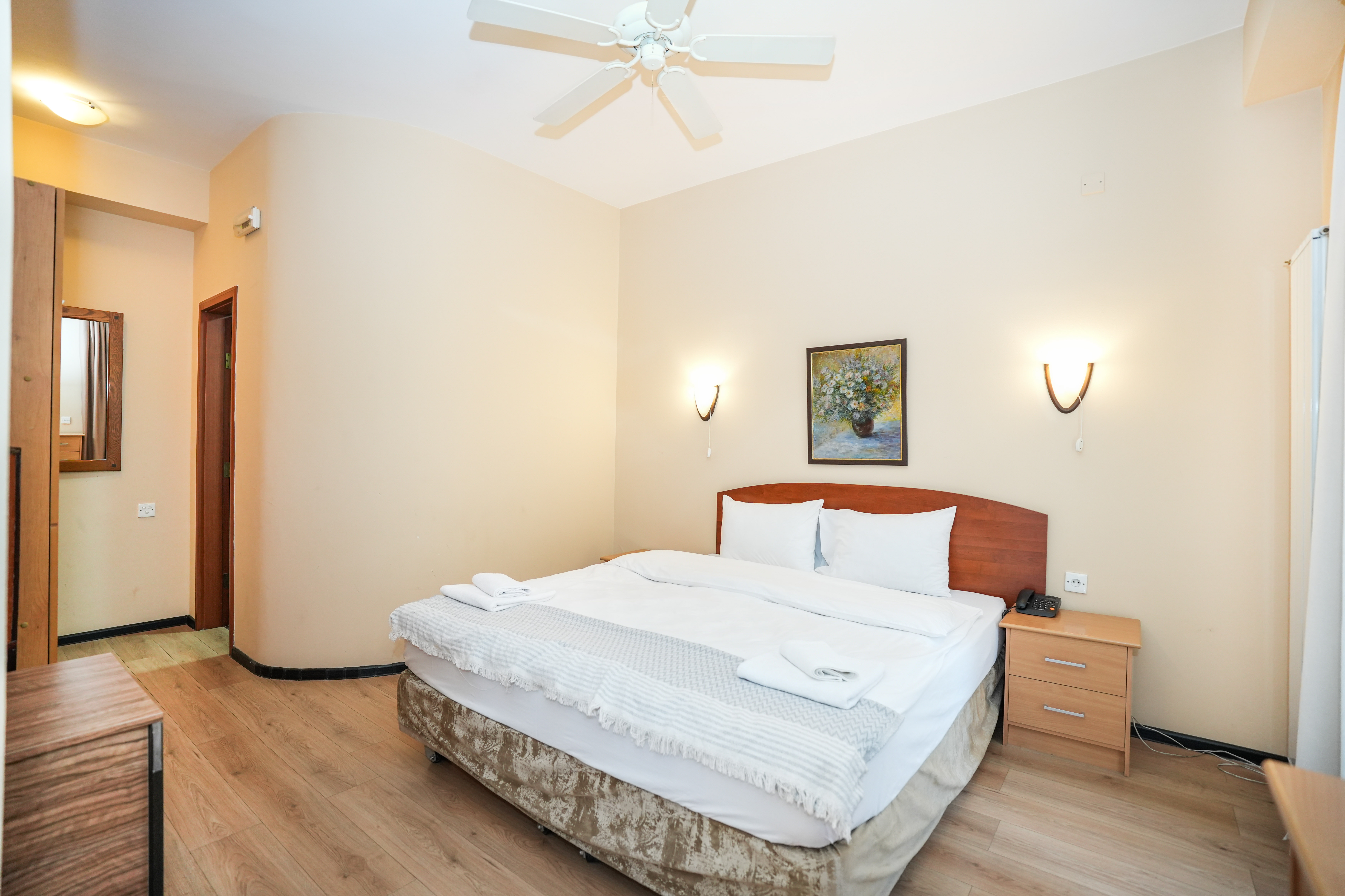 Quadruple One Bedroom One Bathroom