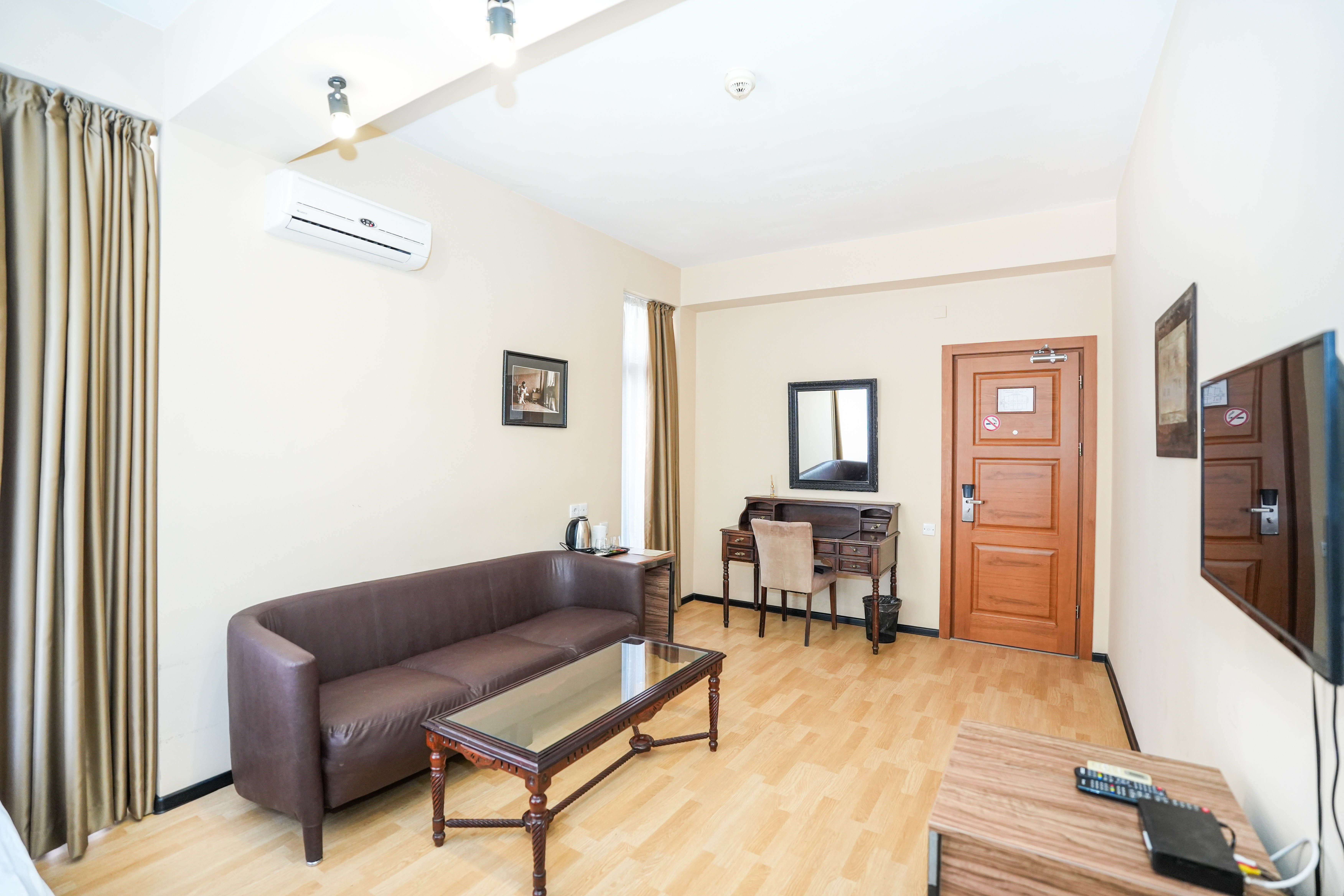 Triple City View Two Beds