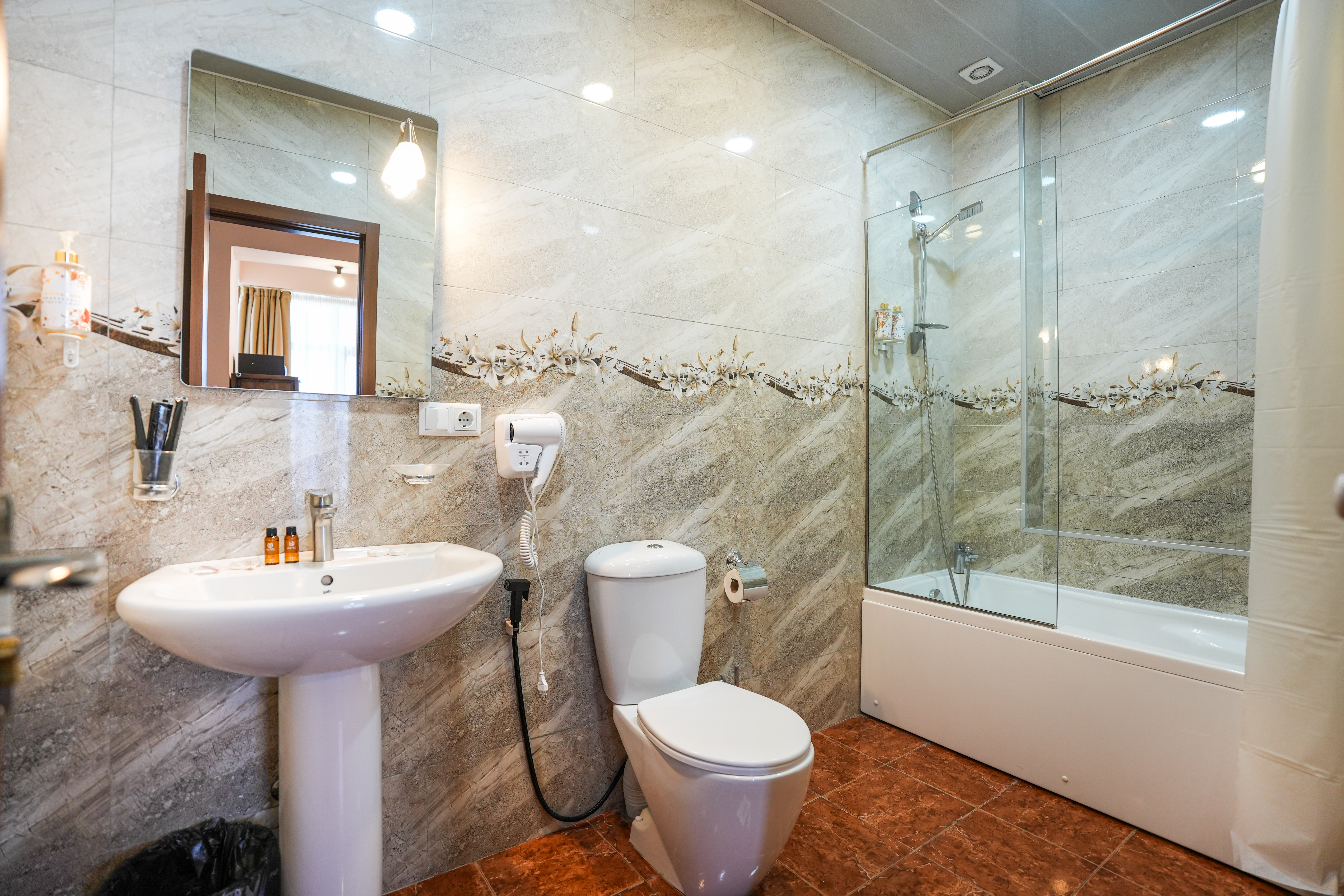 Triple City View Two Beds