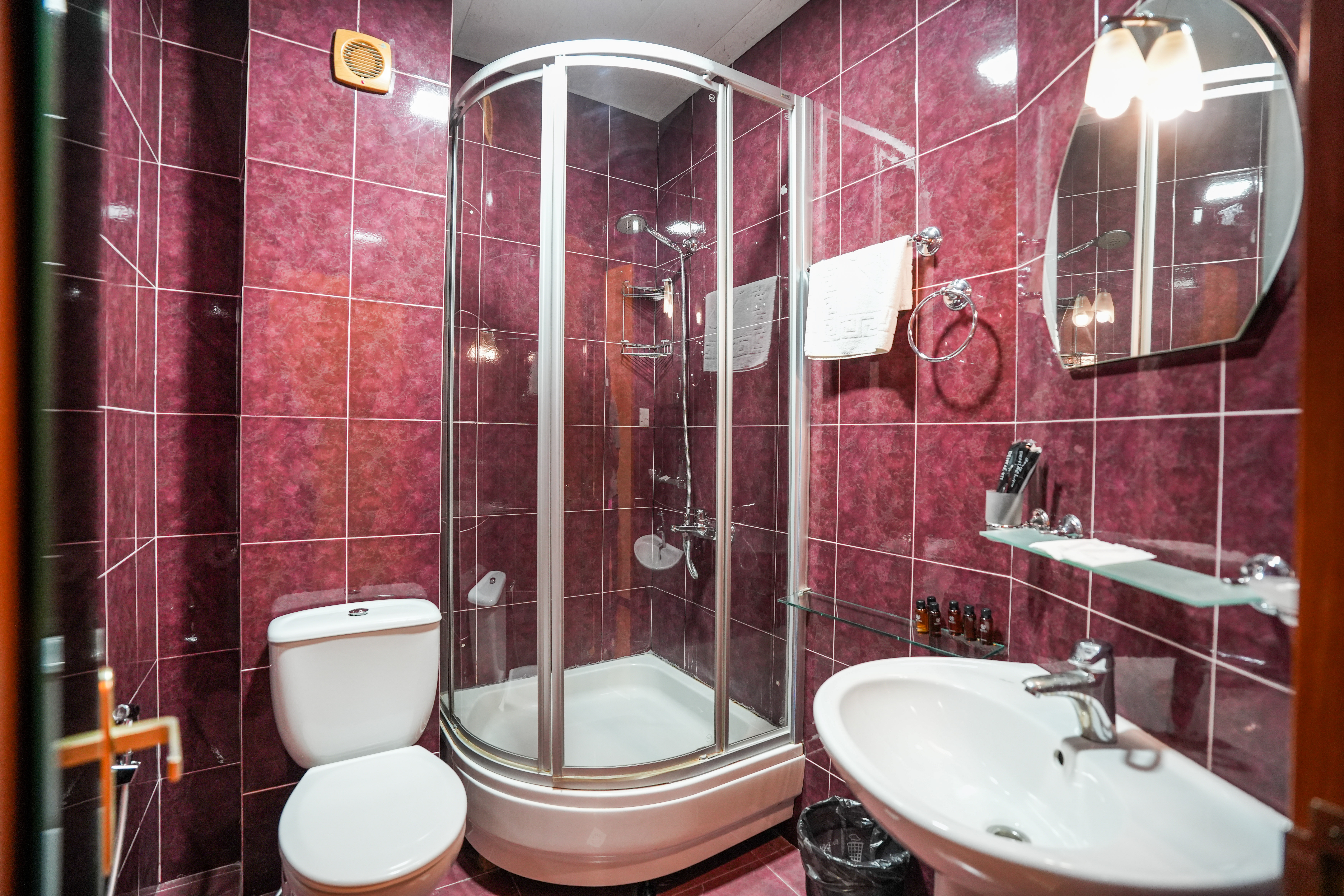 Triple City View Two Beds