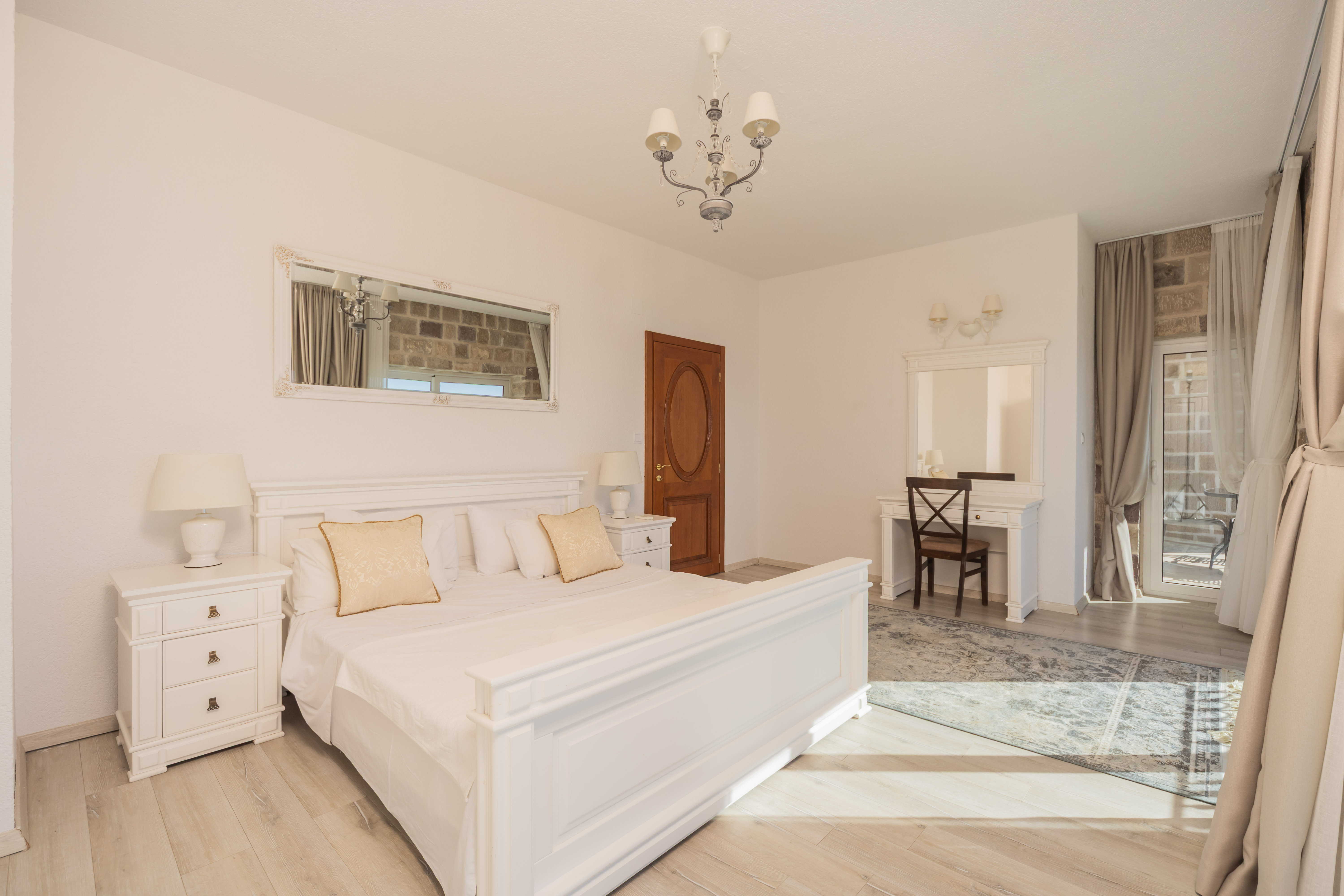 Apartment Two Bedrooms Two Bathrooms