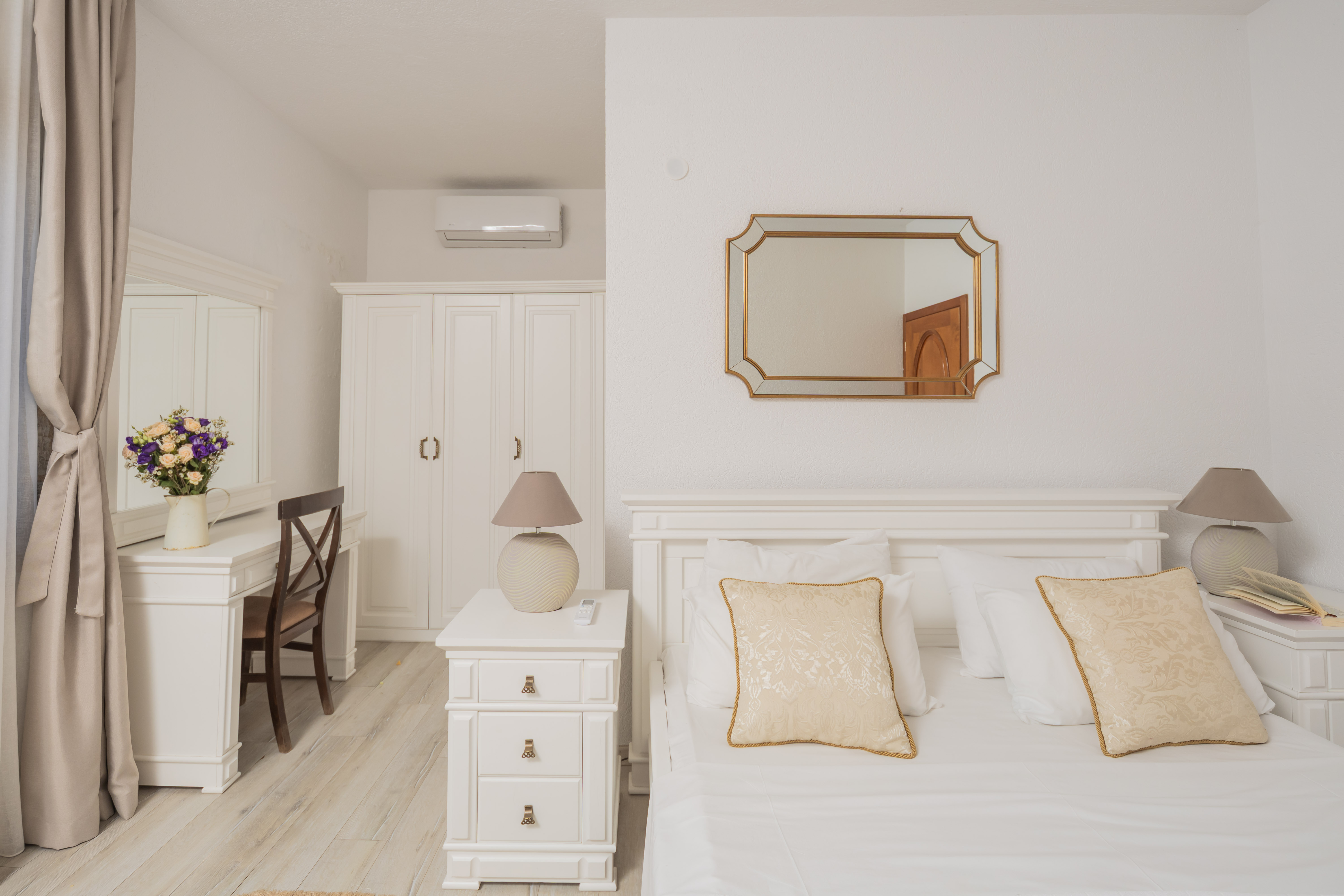 Apartment Two Bedrooms Two Bathrooms