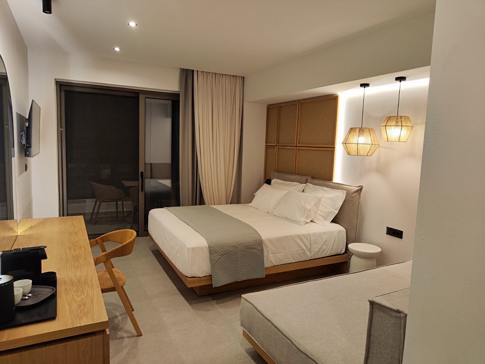 Quadruple Deluxe Sea View