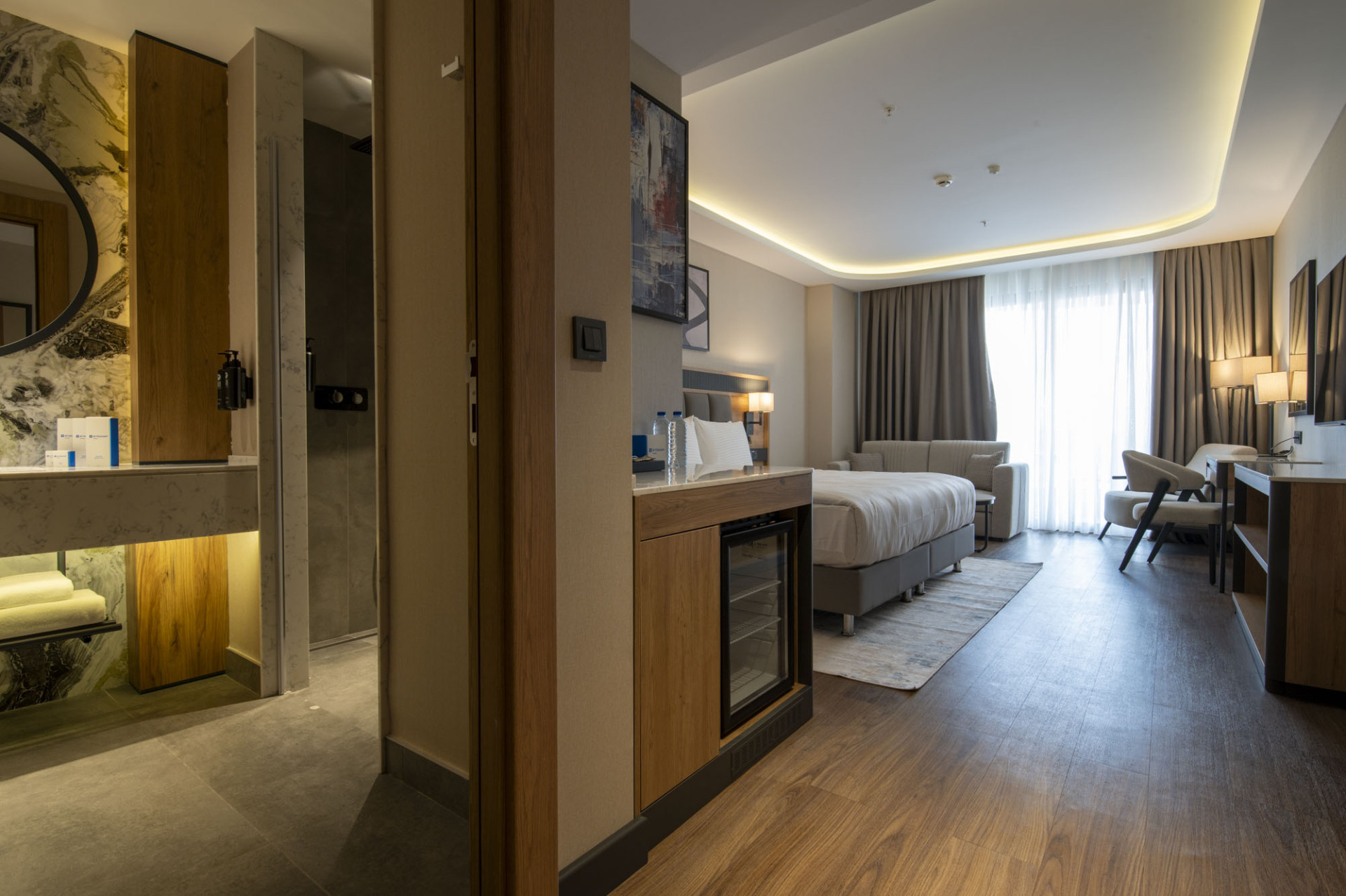 Double Deluxe Pool View