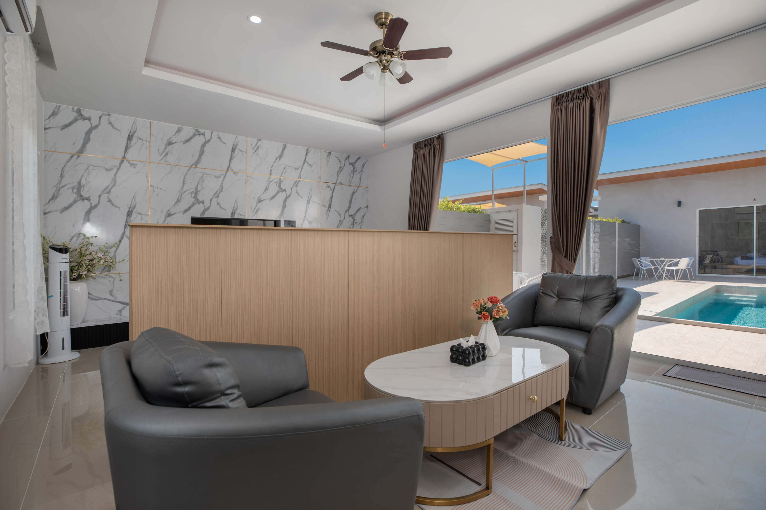 Suite Queen Size Bed