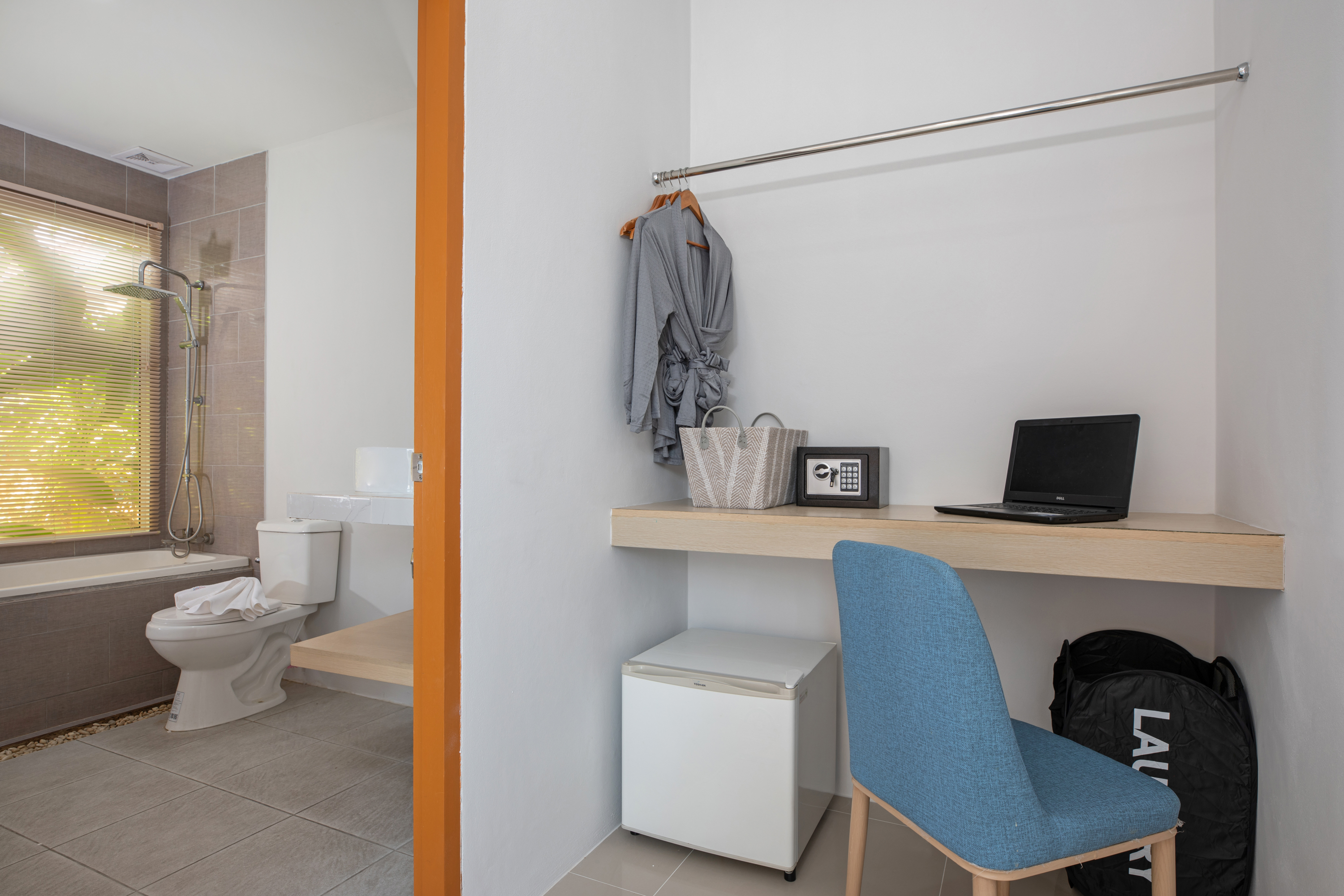 Twin Deluxe One Bedroom