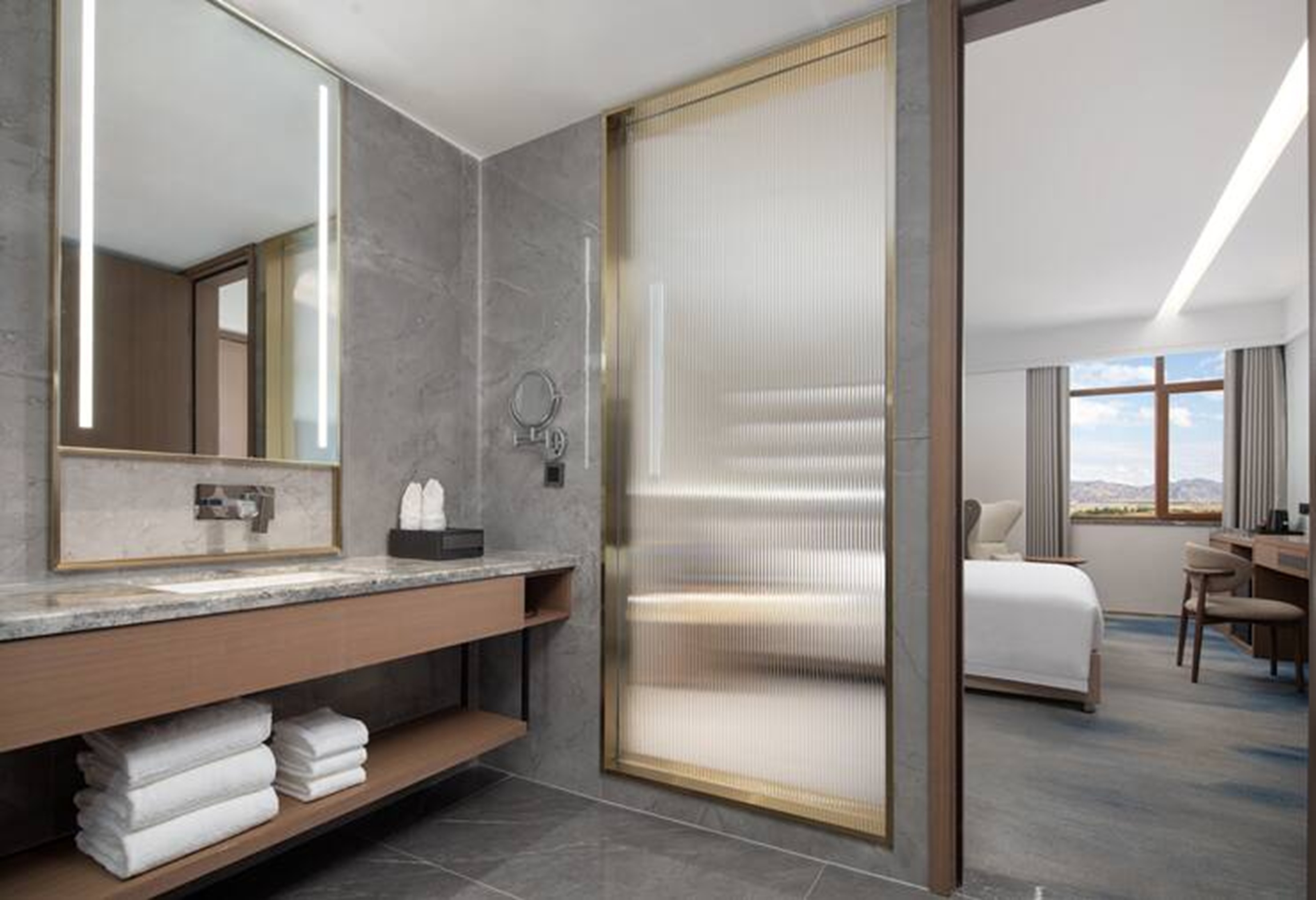 Double Accessible King Size Bed