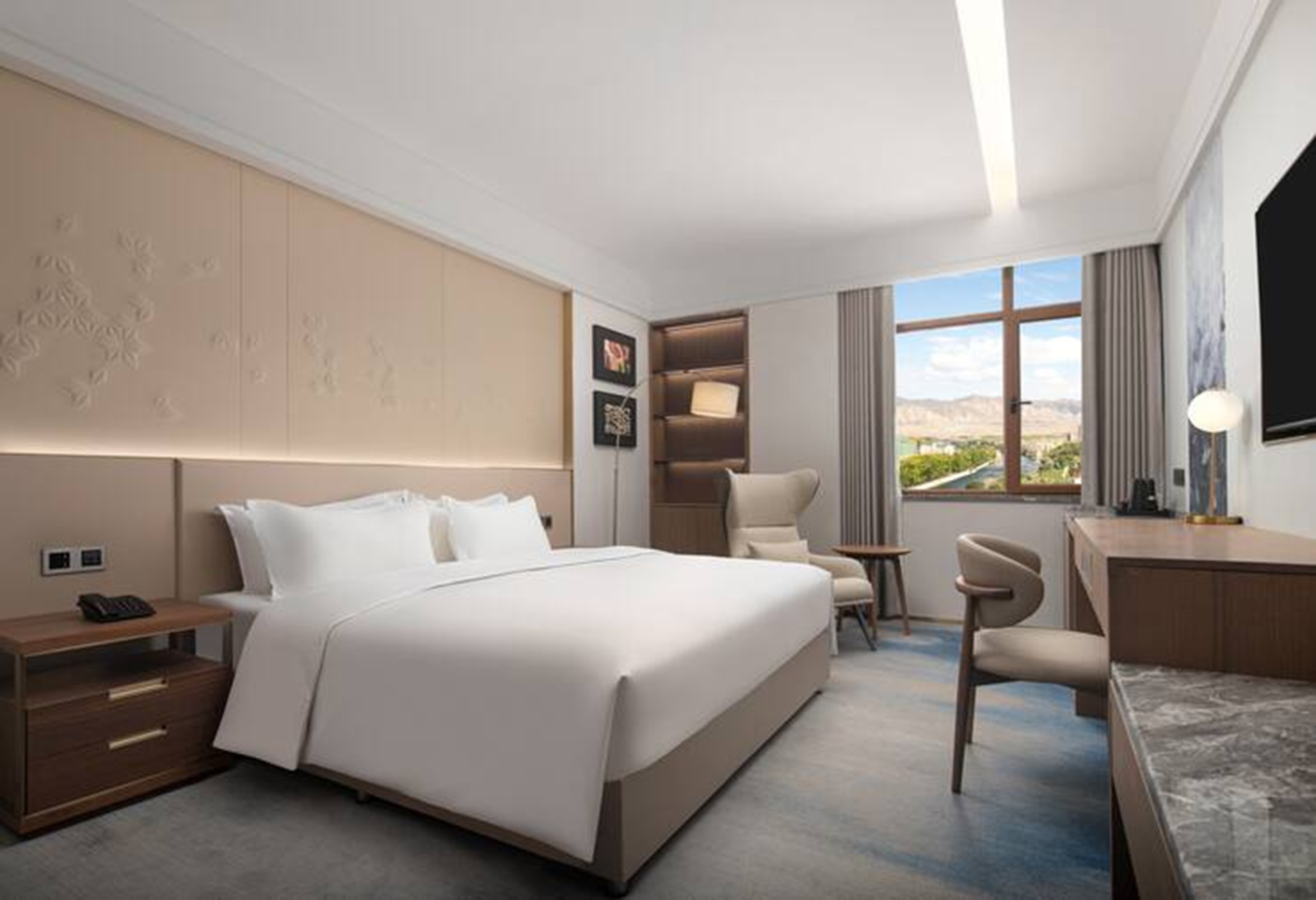 Double Accessible King Size Bed