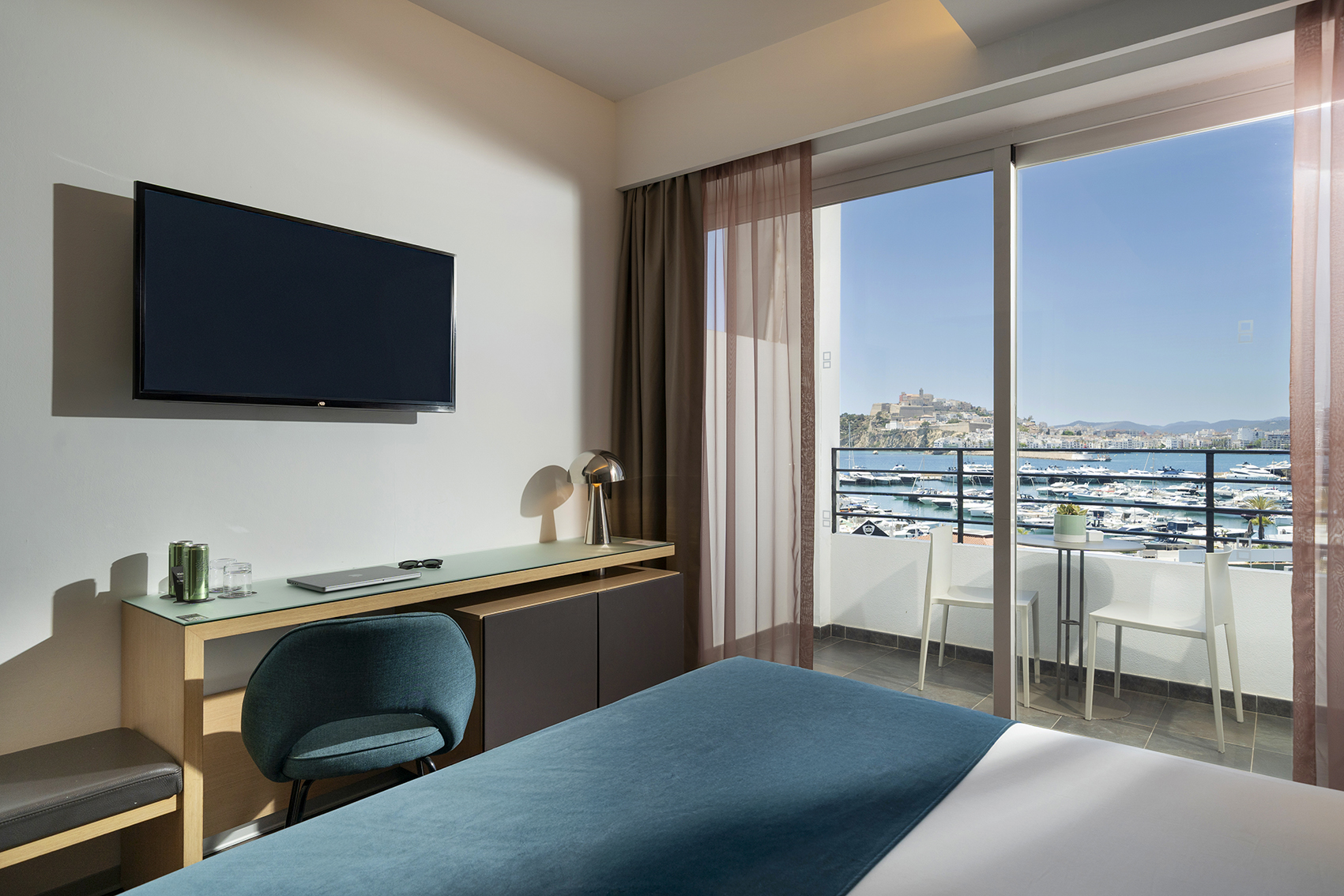 Double Single Deluxe Sea View