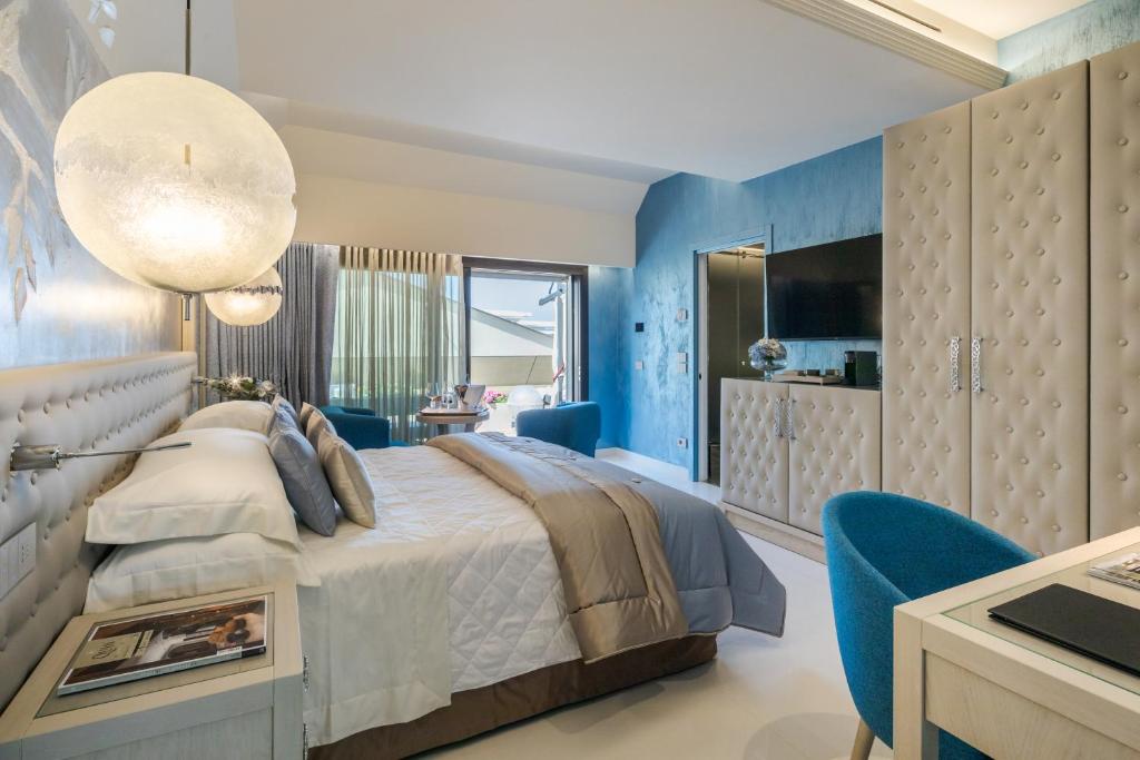 Double or Twin Superior Sea View