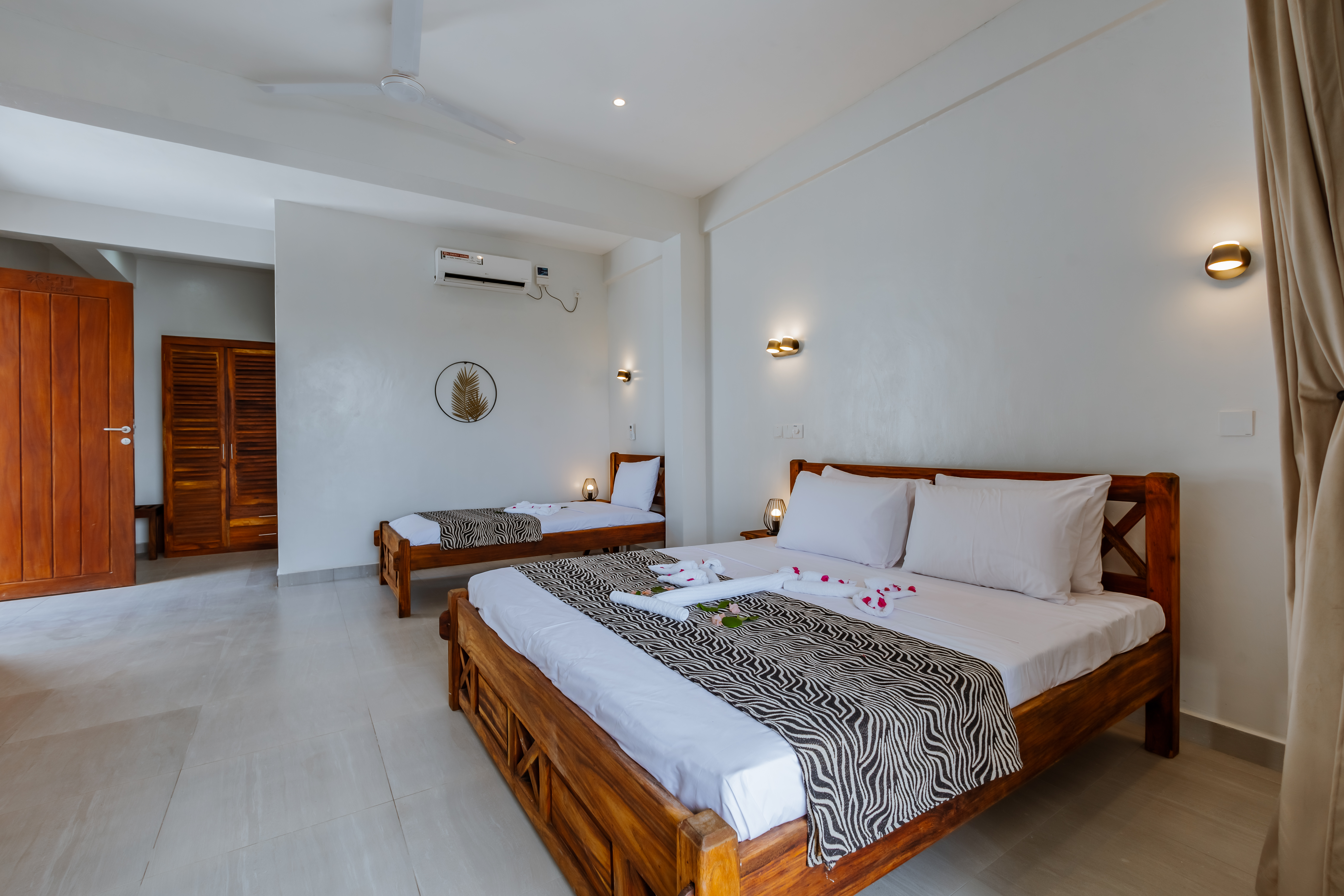 Triple Deluxe with Balcony