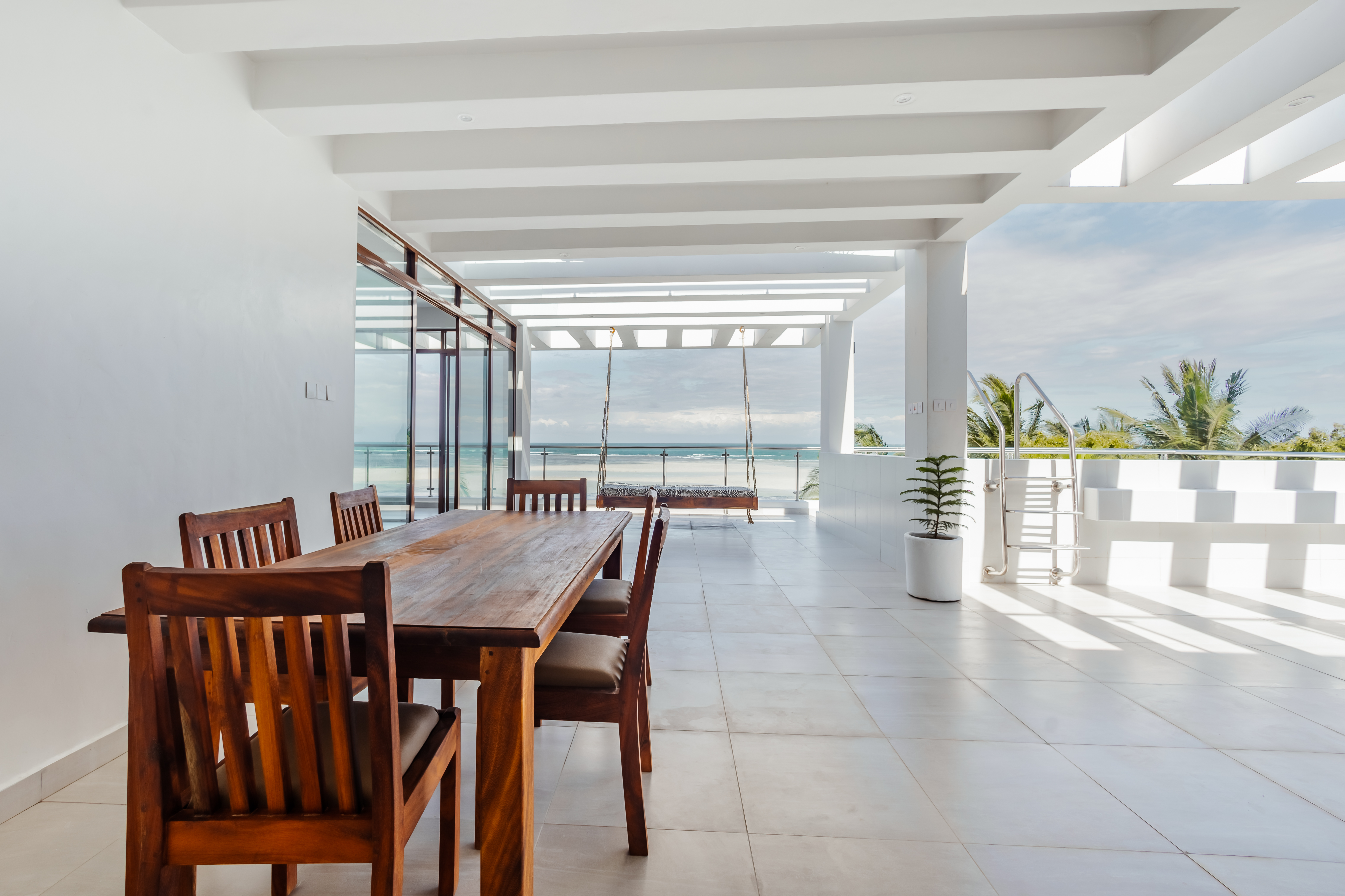 Suite Three Bedrooms Two Bathrooms