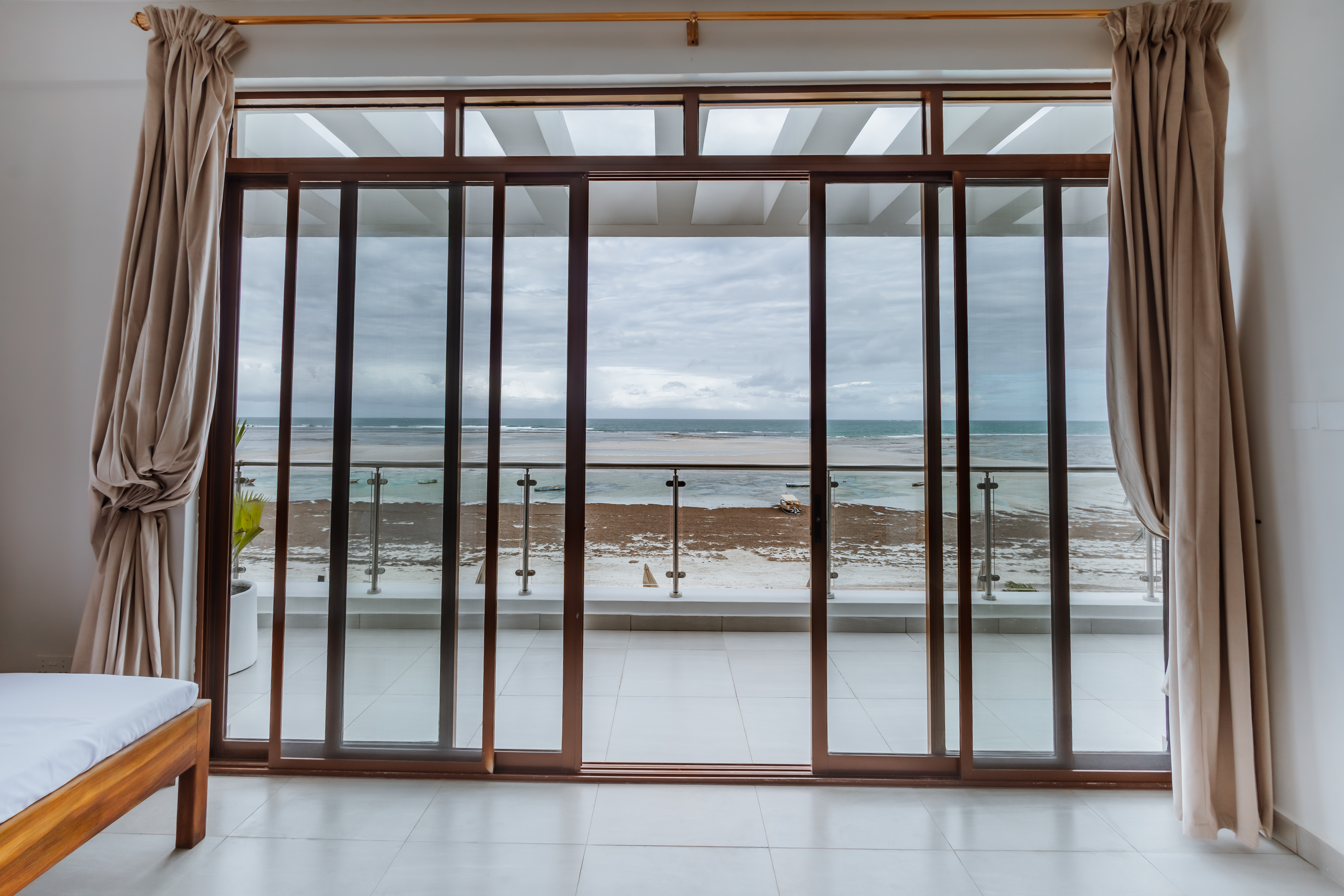 Suite Three Bedrooms Two Bathrooms