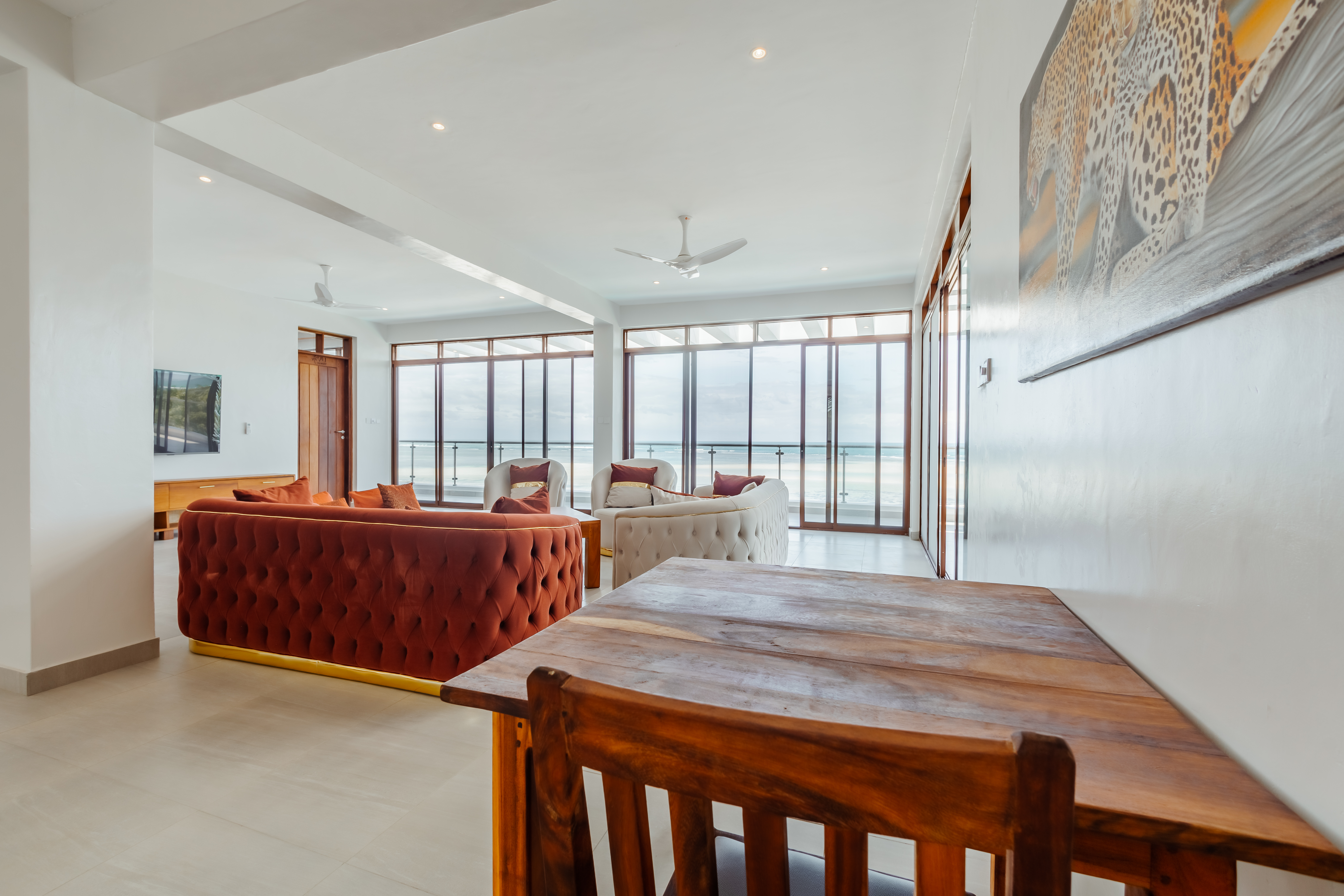 Suite Three Bedrooms Two Bathrooms