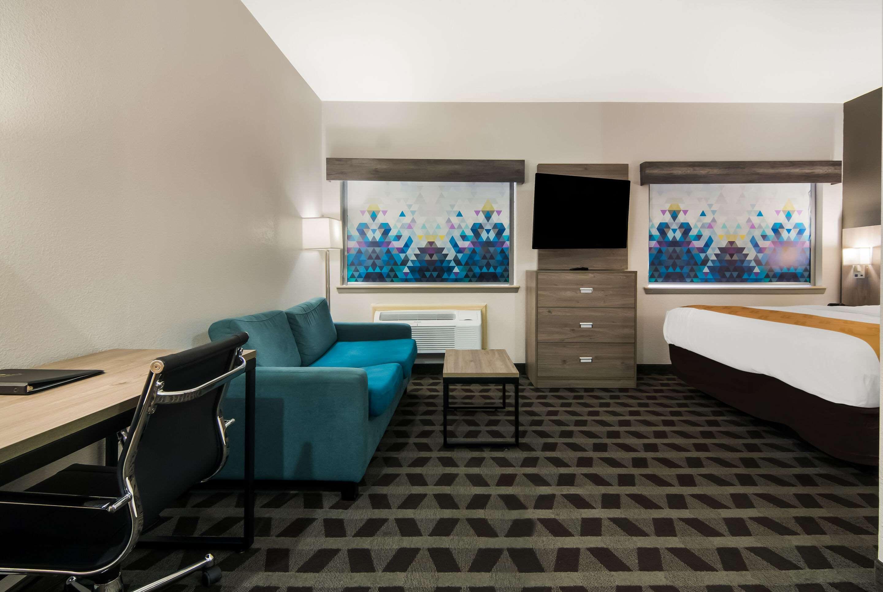 Suite King Bed Non Smoking