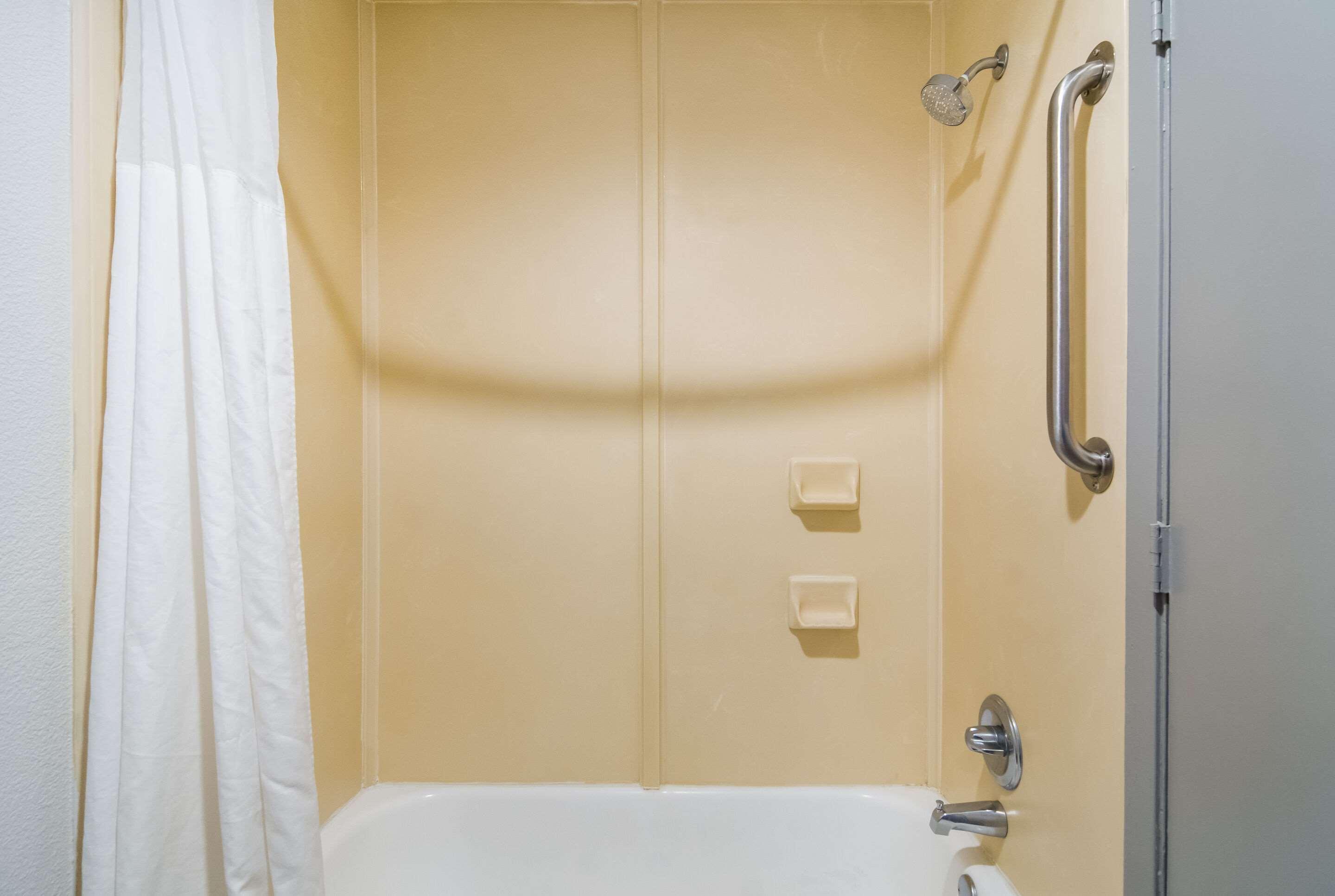 Double Two Queen Beds Non Smoking