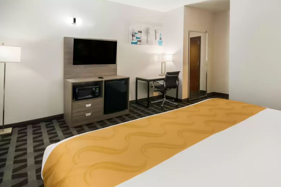 Double Queen Size Bed