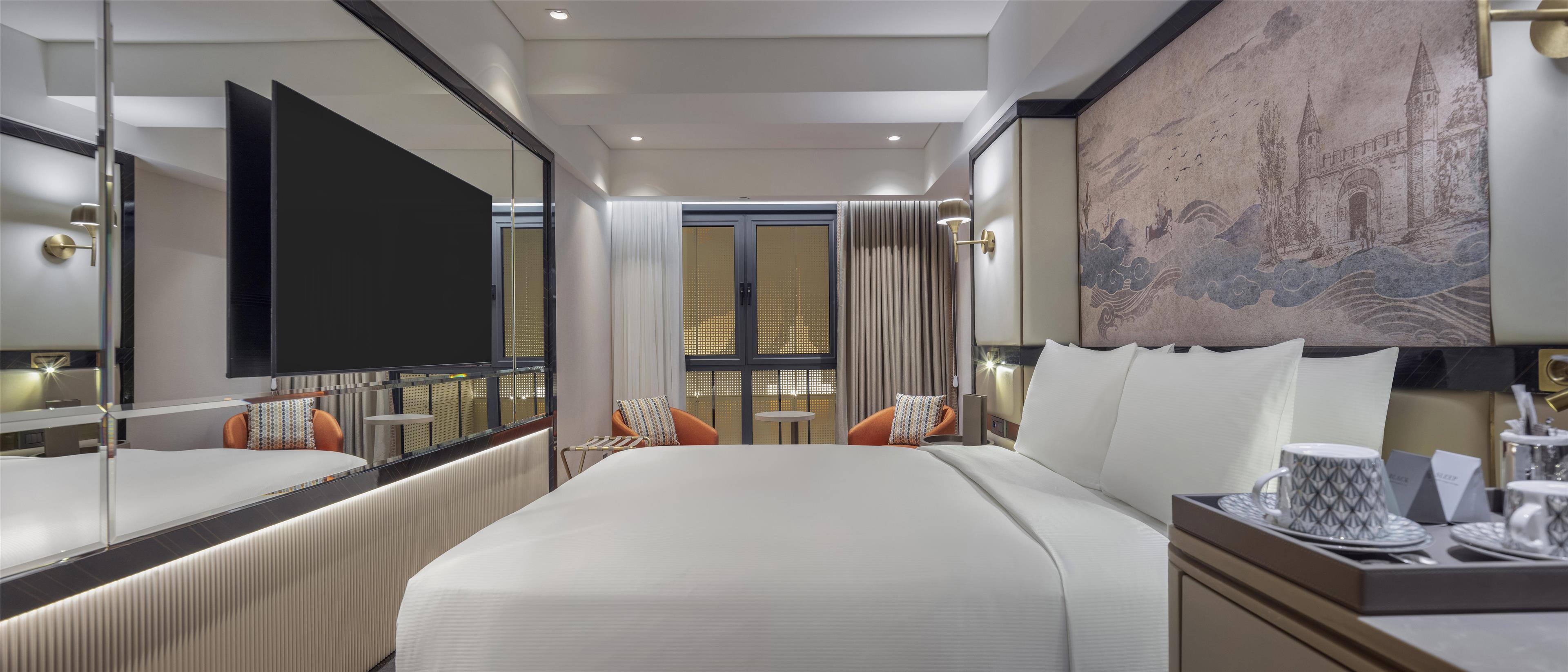 Double Guest Room Queen Bed