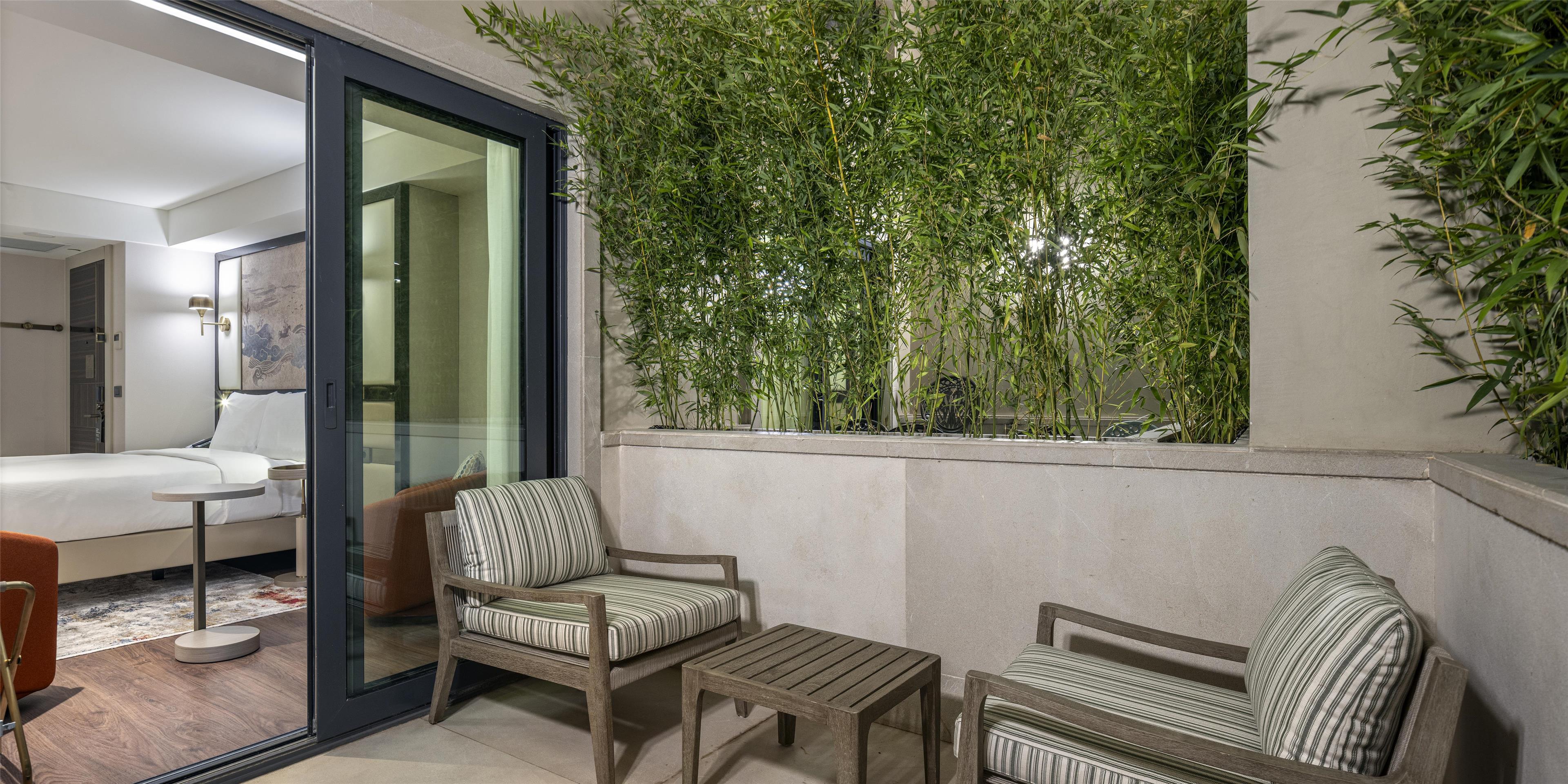 Double Queen Size Bed