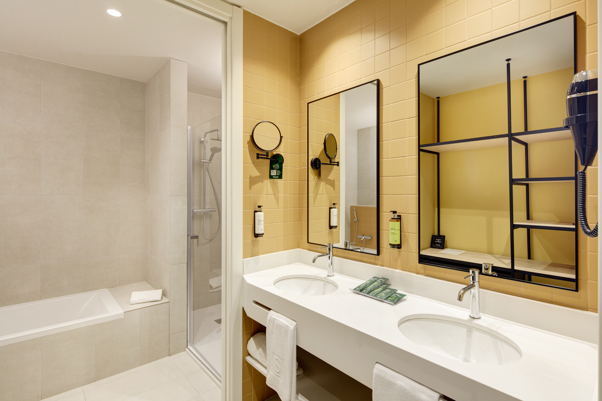 Junior Suite Standard