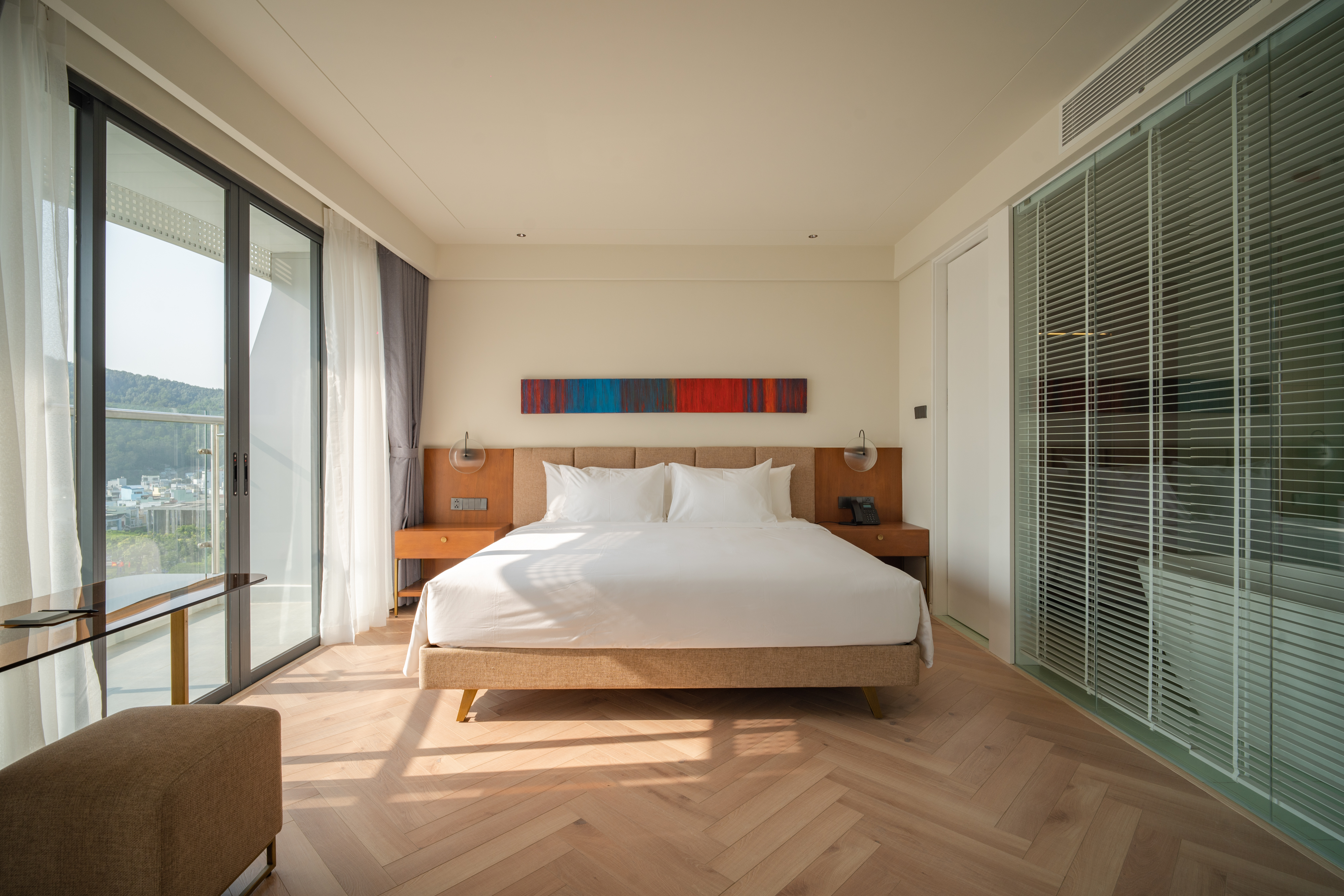 Suite King Bed One Bedroom 