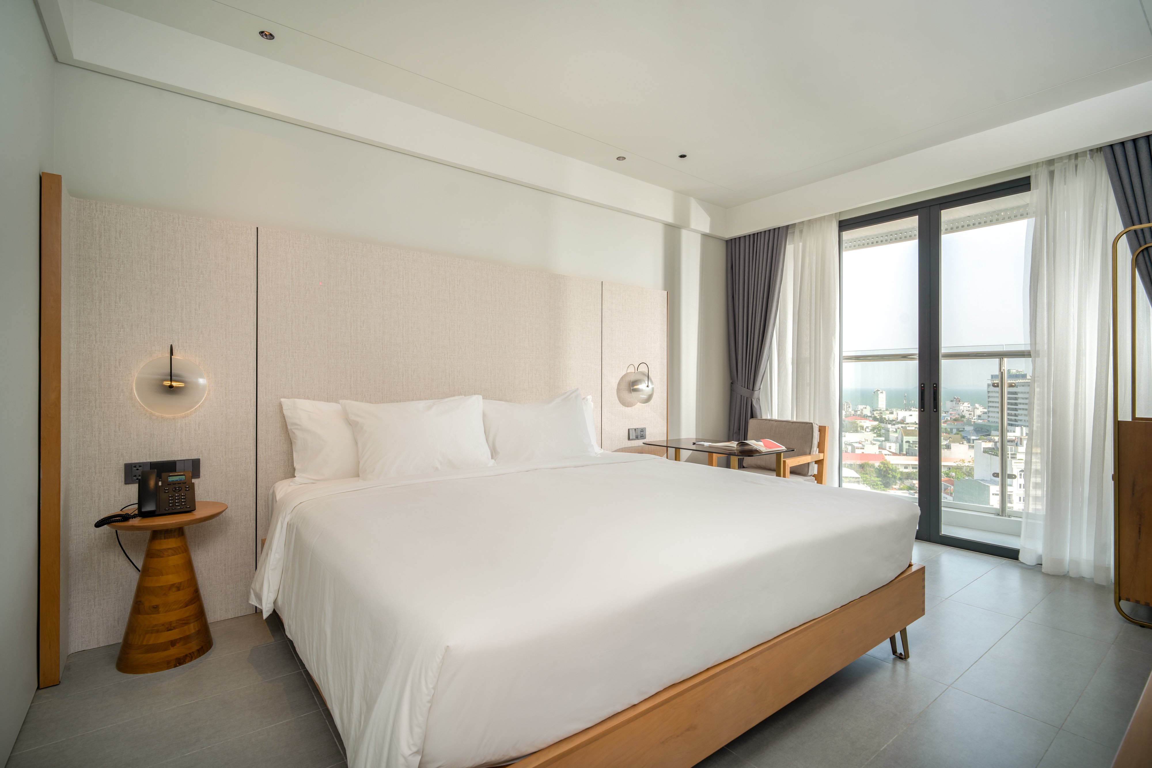 Room Premier King Bed