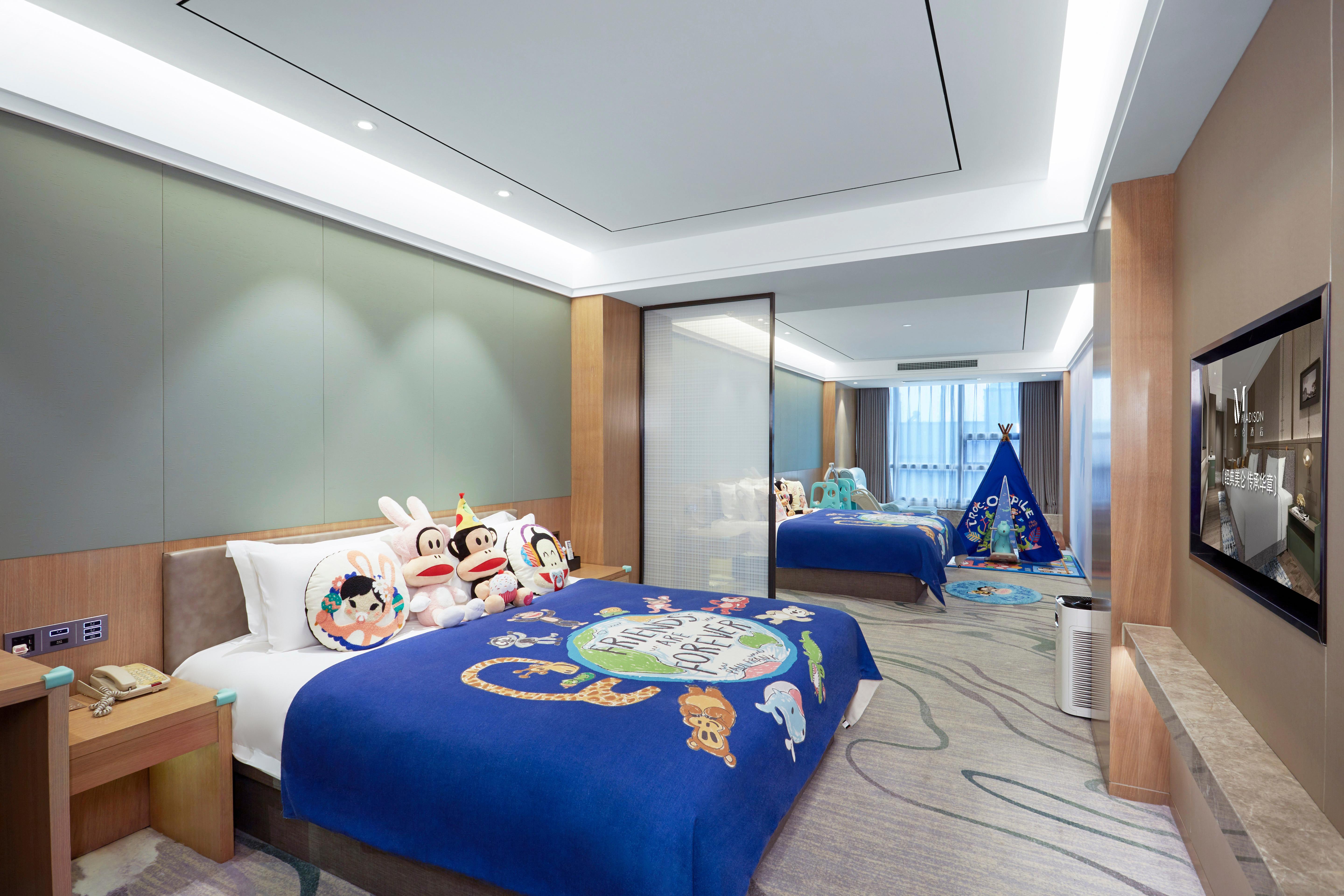 Family Room Standard