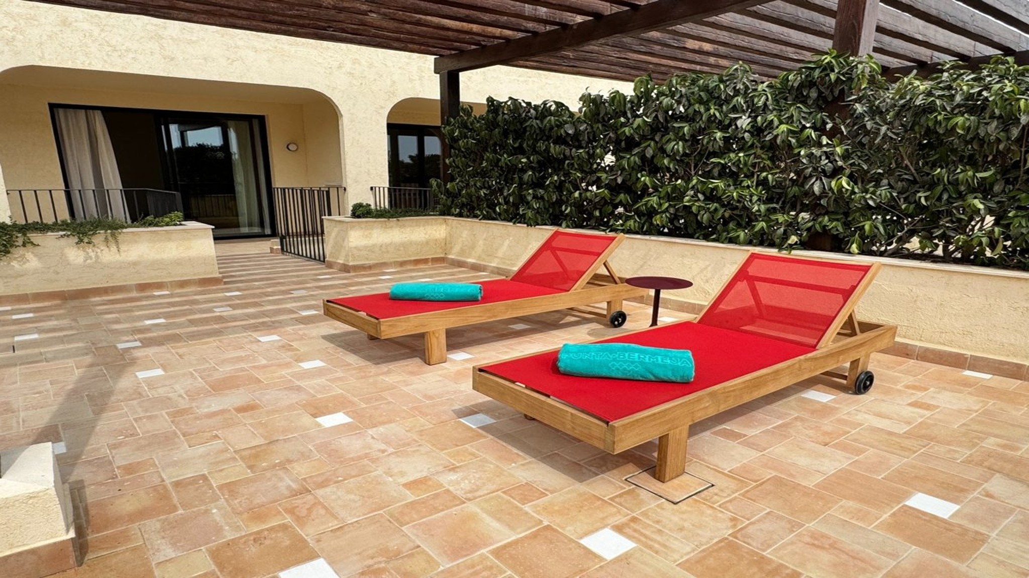 Junior Suite Beach Front with Private Pool