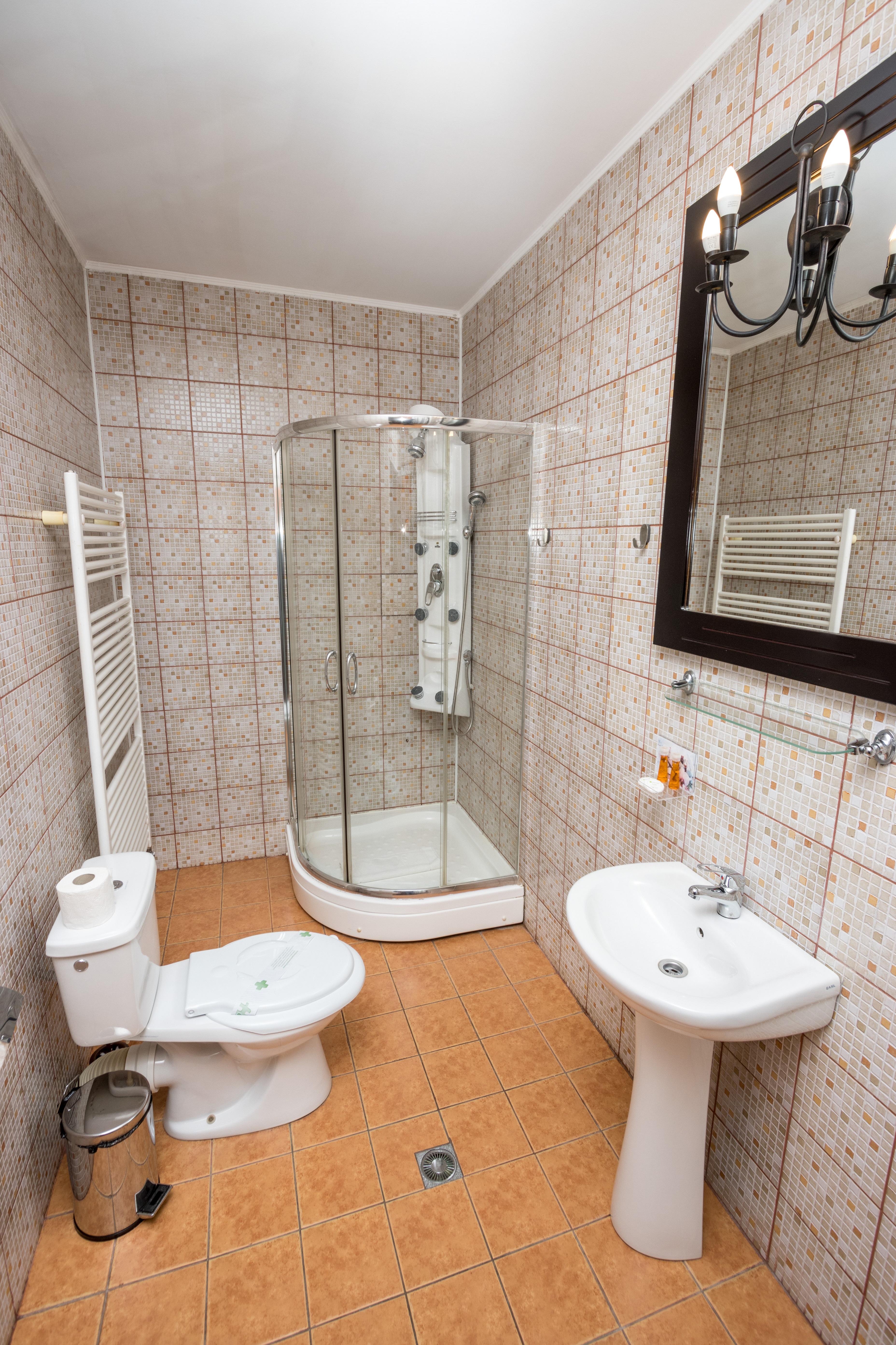 Double or Twin Standard