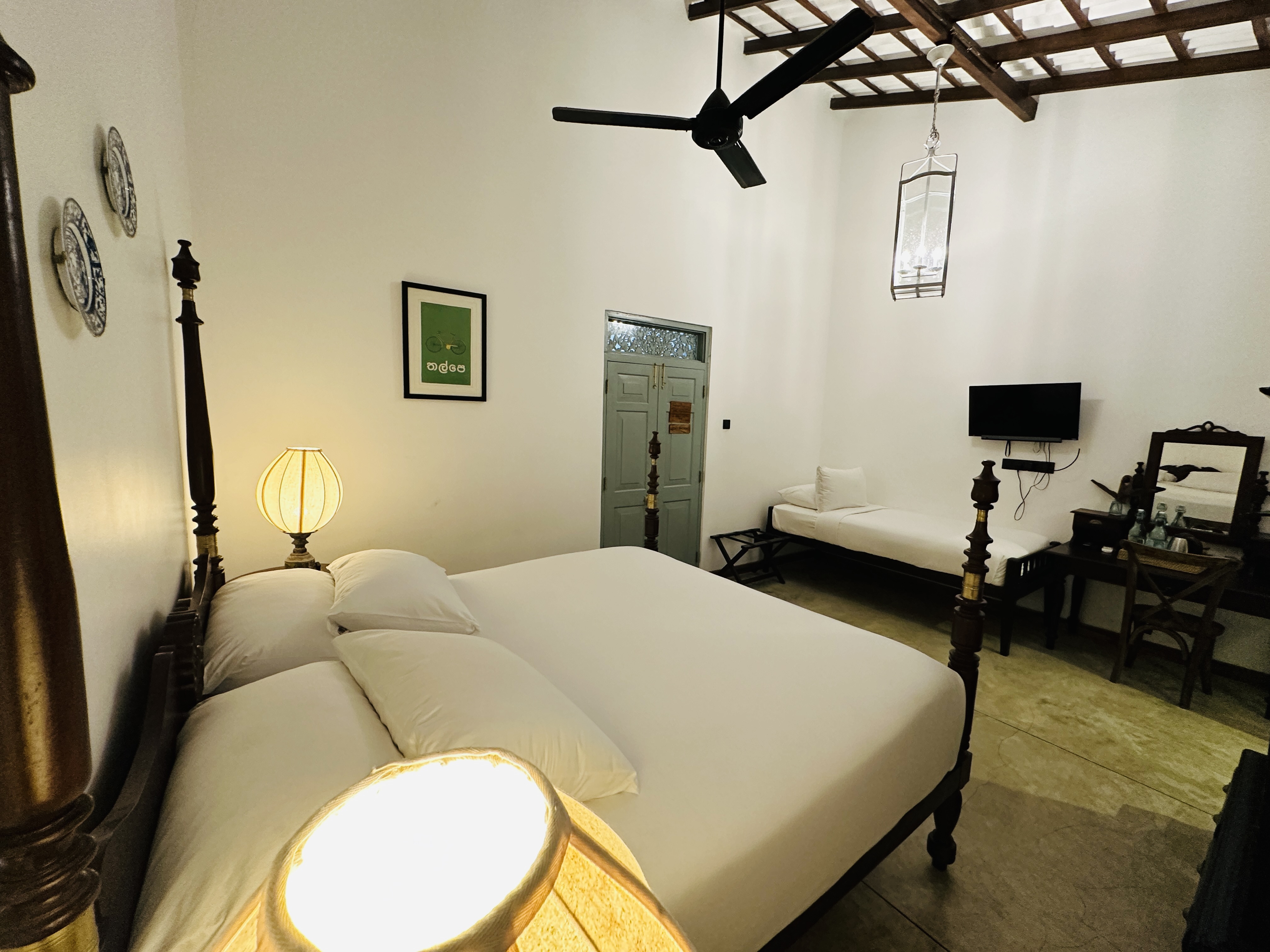 Double Deluxe King Bed